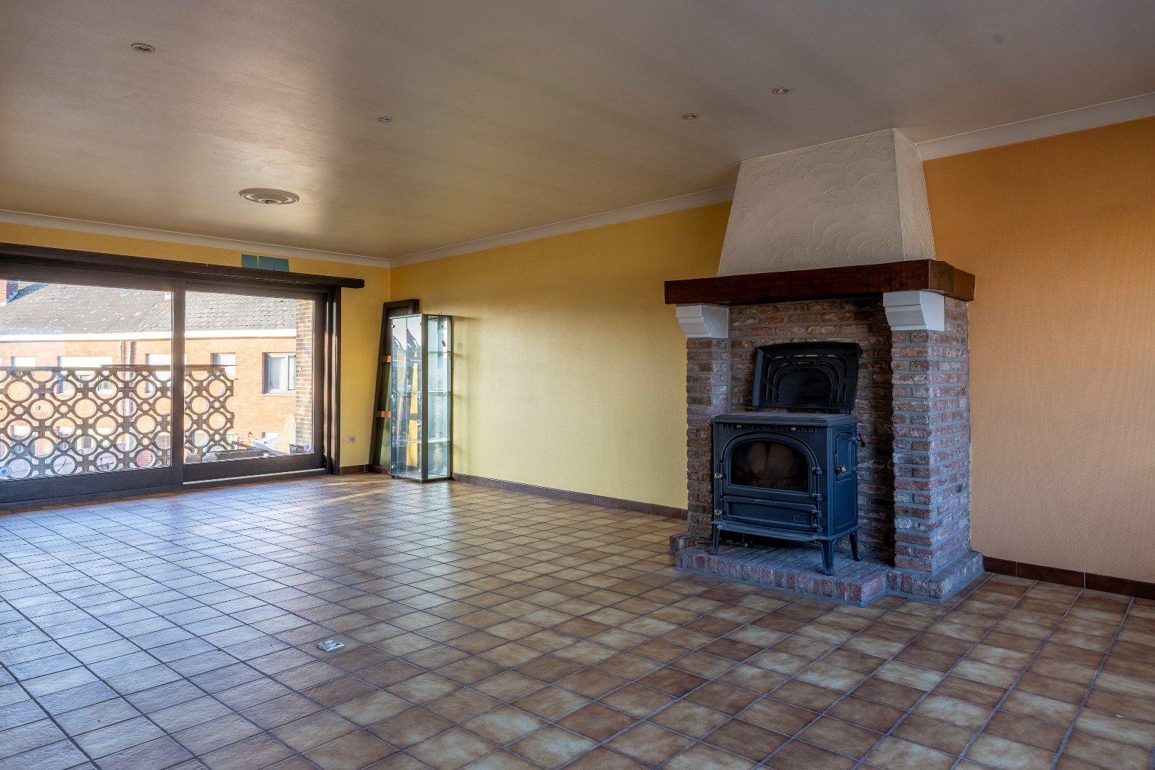 Gezellige bel-etage woning met 4 slk, grote garage en tuin foto 4