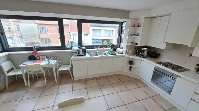 Ruime Duplex met Terras en Tuin te huur in Sint-Andries Brugge foto 3