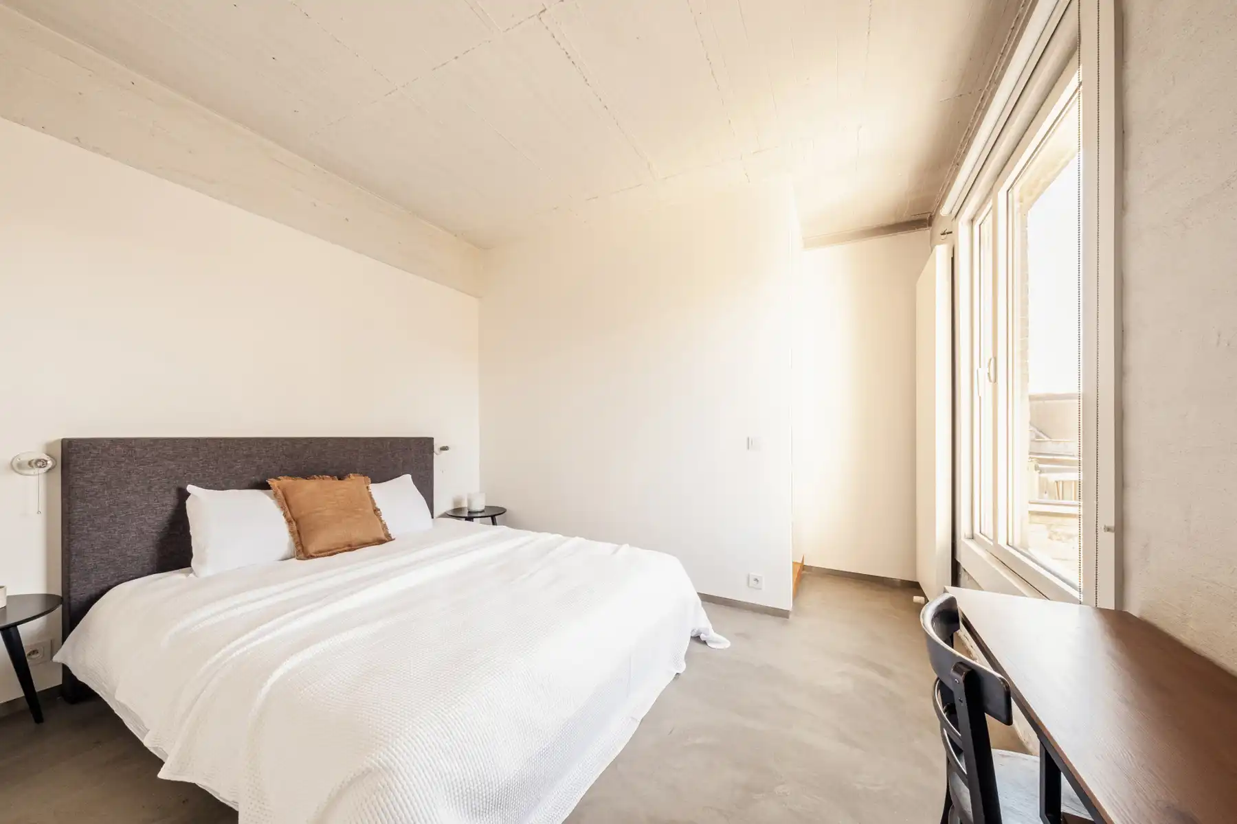 Loft met 2 slaapkamers en mega terras in Zurenborg foto 13