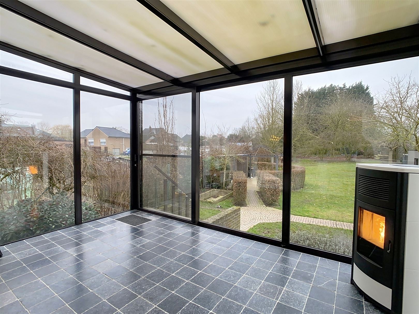 Gerenoveerde woning, 3 slpks, tuin, bijgebouw,15a 96ca foto 45