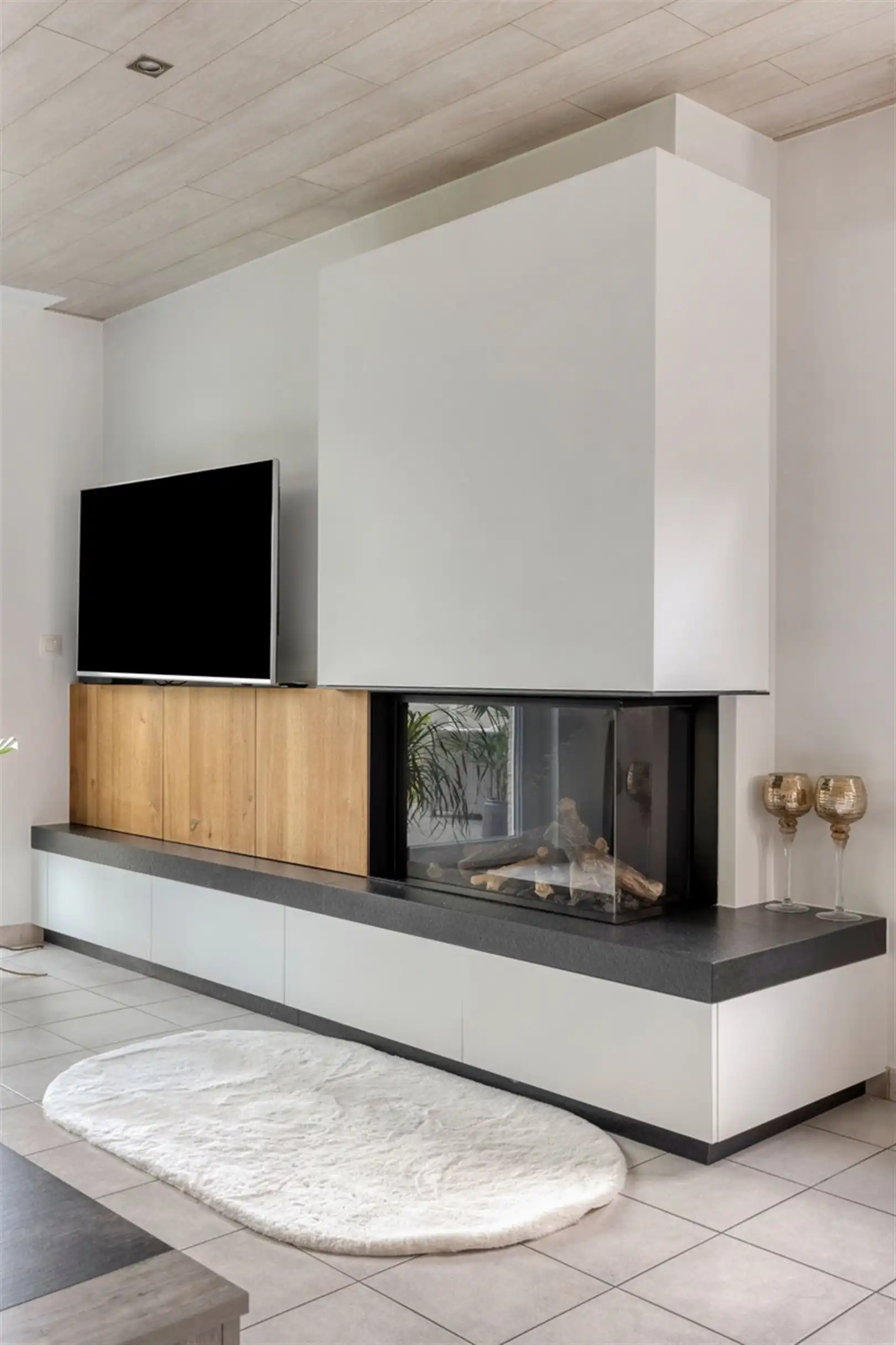 Verzorgde woning met 3 slpk en garage foto 9