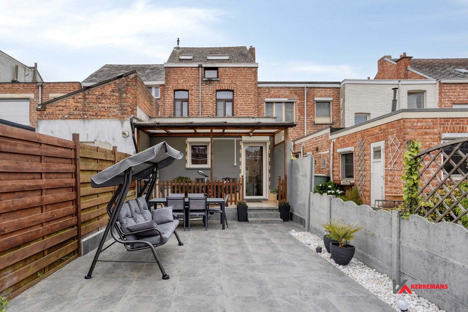 Instapklare woning met 4 slaapkamers, tuin en garage. foto 17