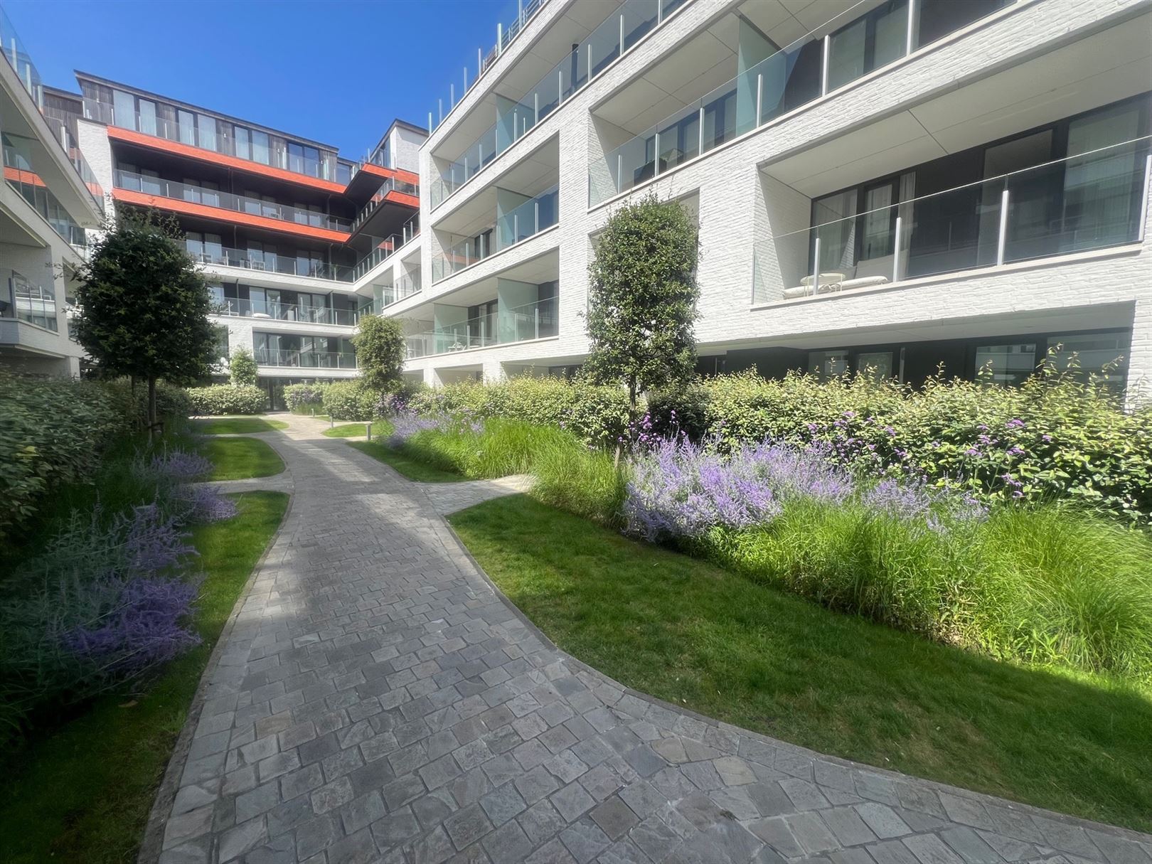 Prachtig dak / hoekappartement met unieke zichten foto 18