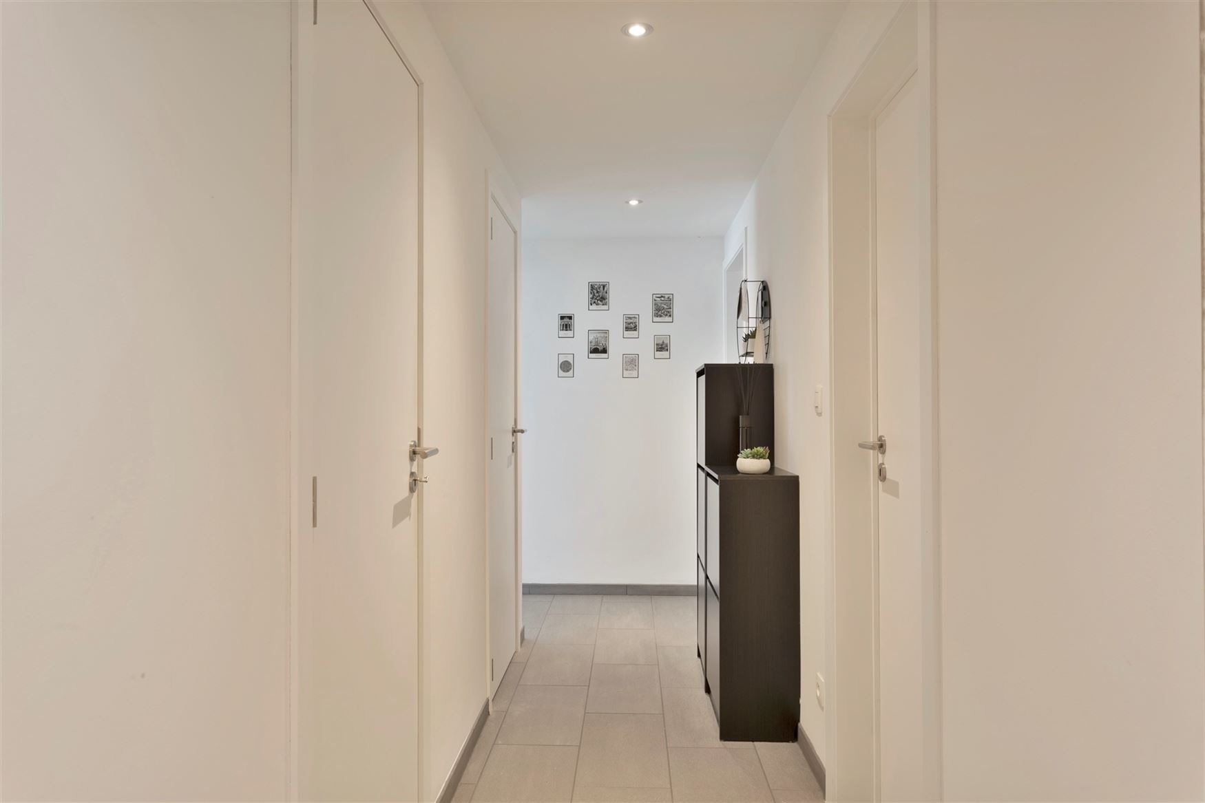 Appartement met tuin en privatieve autostaanplaats foto 5