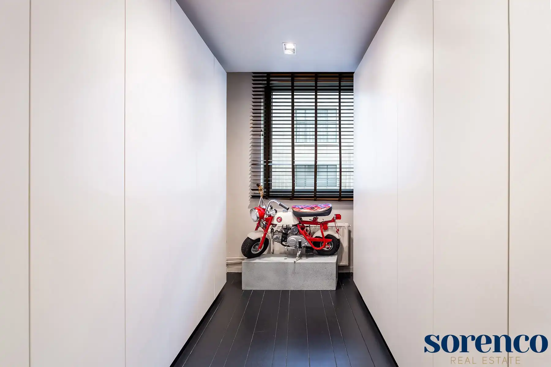 Villa-appartement met privatieve stadstuin en welness.  foto 17