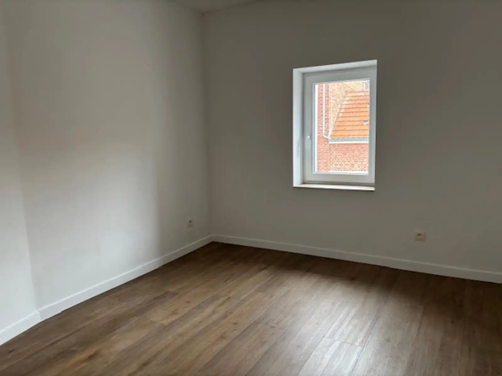Volledig gerenoveerde woning 3 slpks te Landen (Walshoutem) foto 15