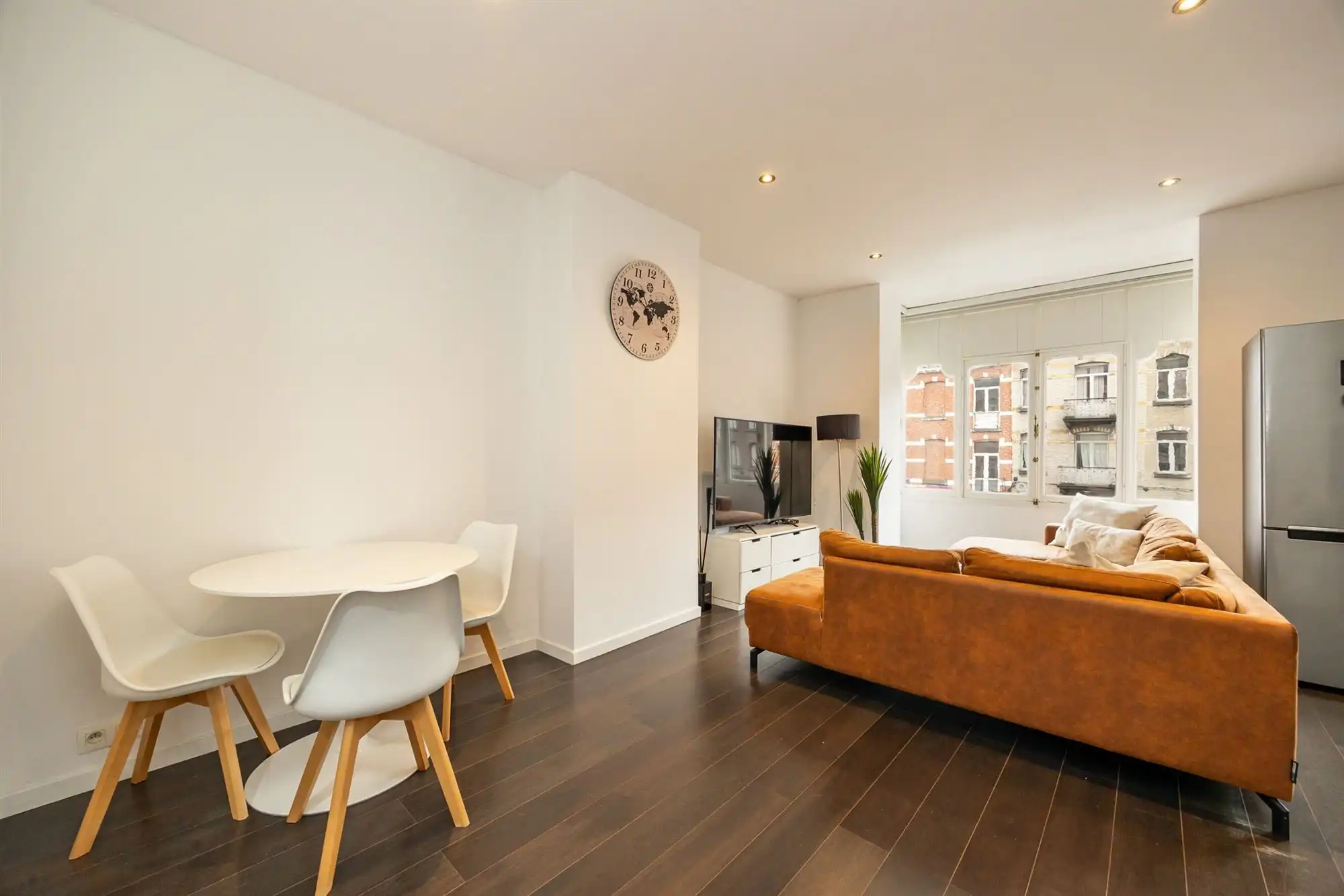 Instapklaar en lichtrijk appartement op TOPlocatie foto 5