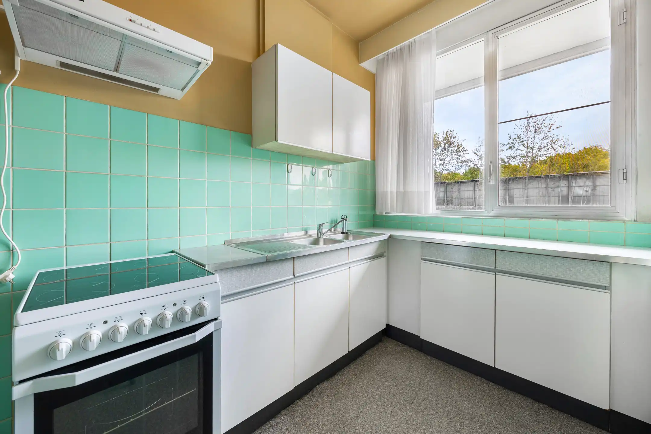 centraal gelegen appartement nabij het Rivierenhof met 2 slaapkamers en terras foto 7