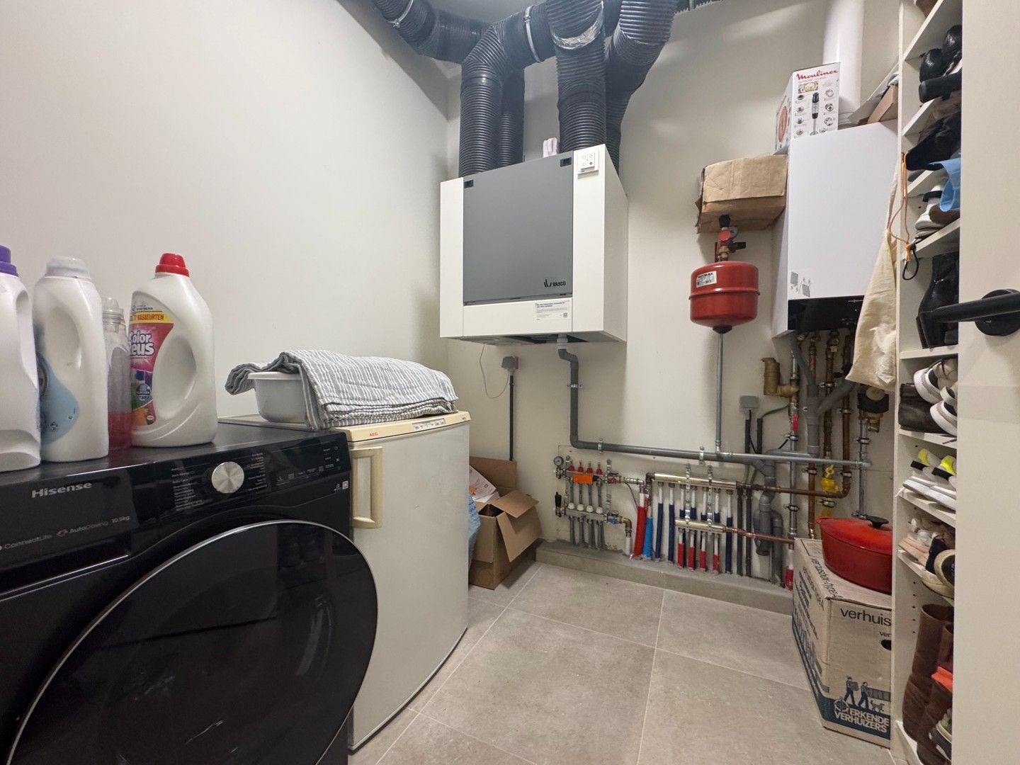 Gelijkvloers appartement met tuin en 2 slaapkamers te huur in Zutendaal foto 11