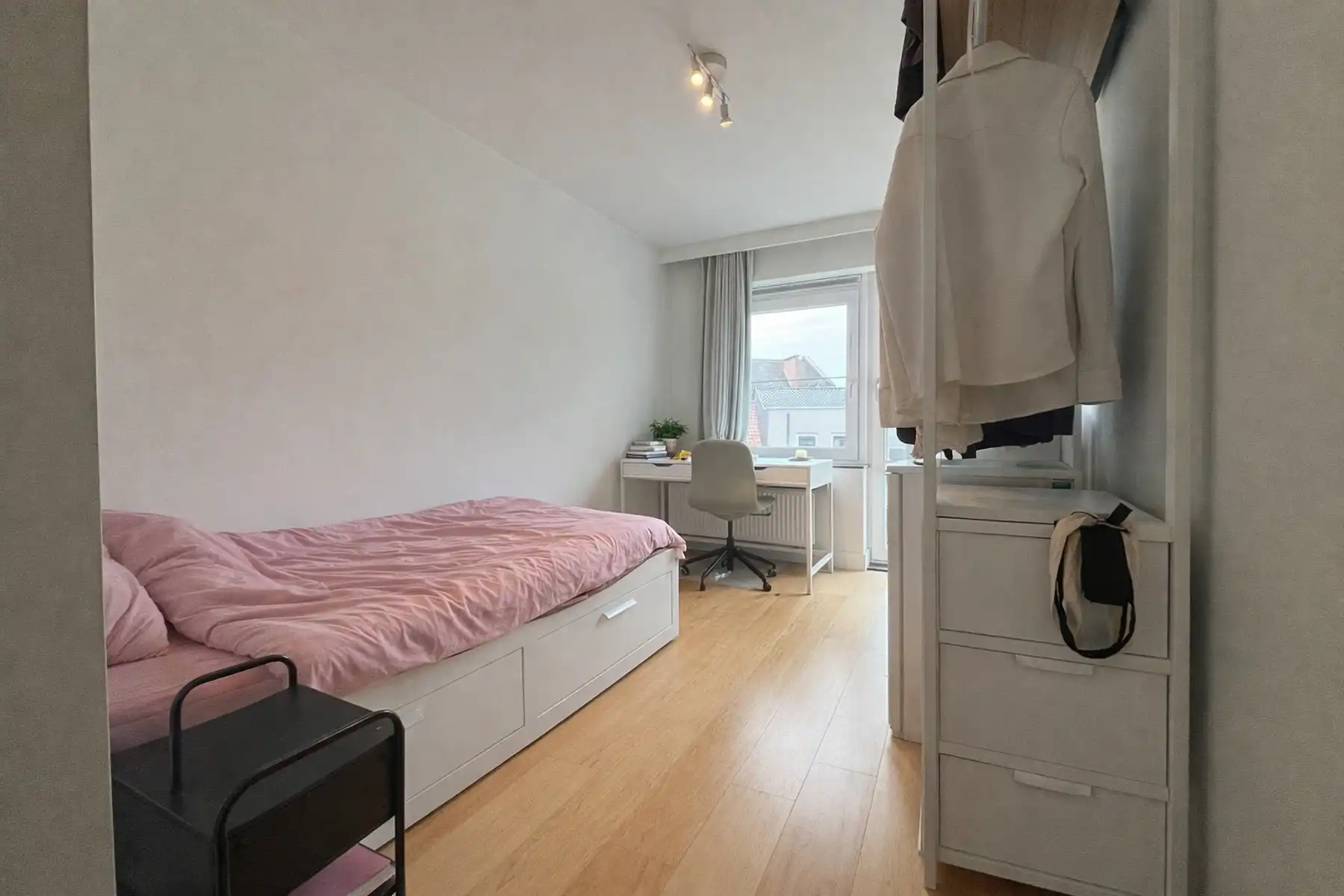 Kamer eigen sanitair en terras - Central Park  foto {{pictureIndex}}