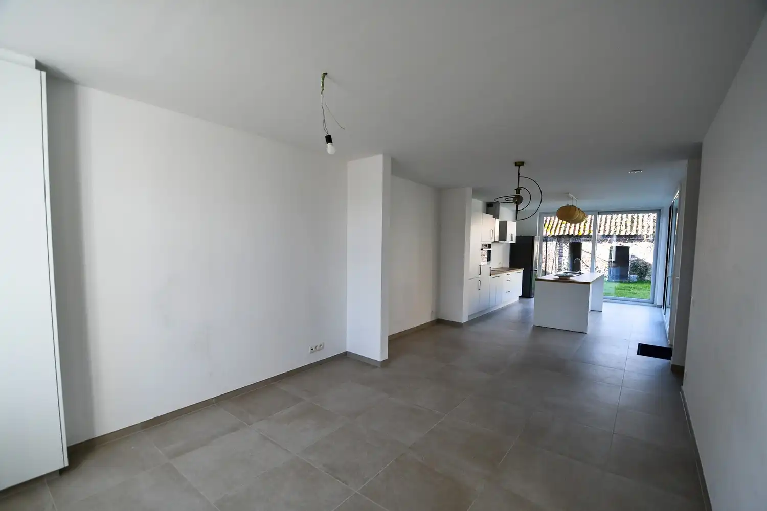 Volledig gerenoveerde dorpswoning met 3 slaapkamers foto 4