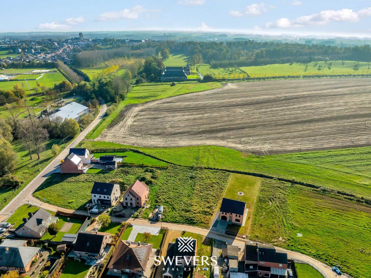 Instapklare pastorijwoning met uniek uitzicht in Tongeren foto 31