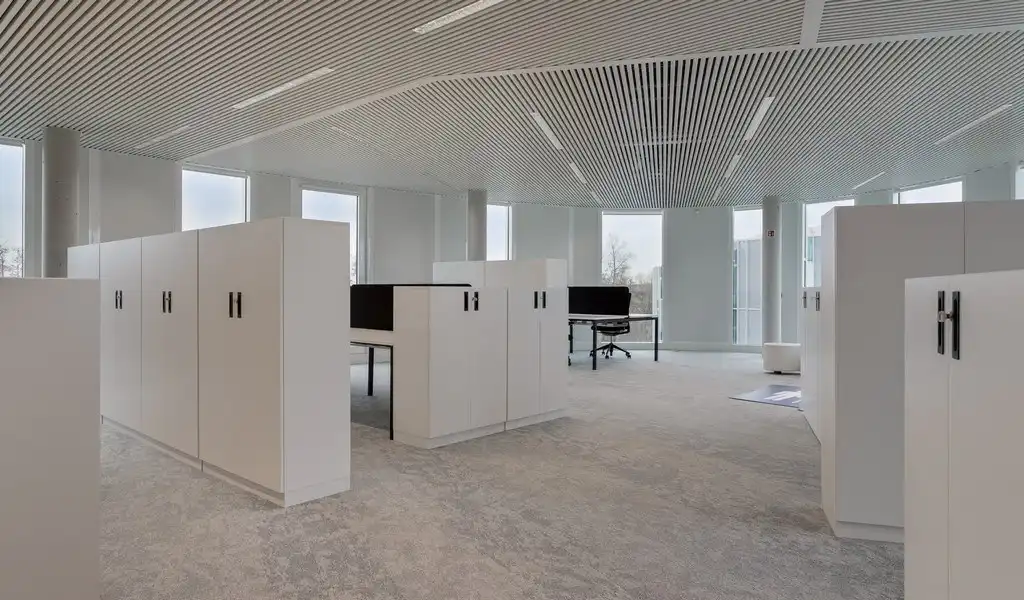 High-end gemeubelde kantoren te koop op The Loop in Gent foto 7