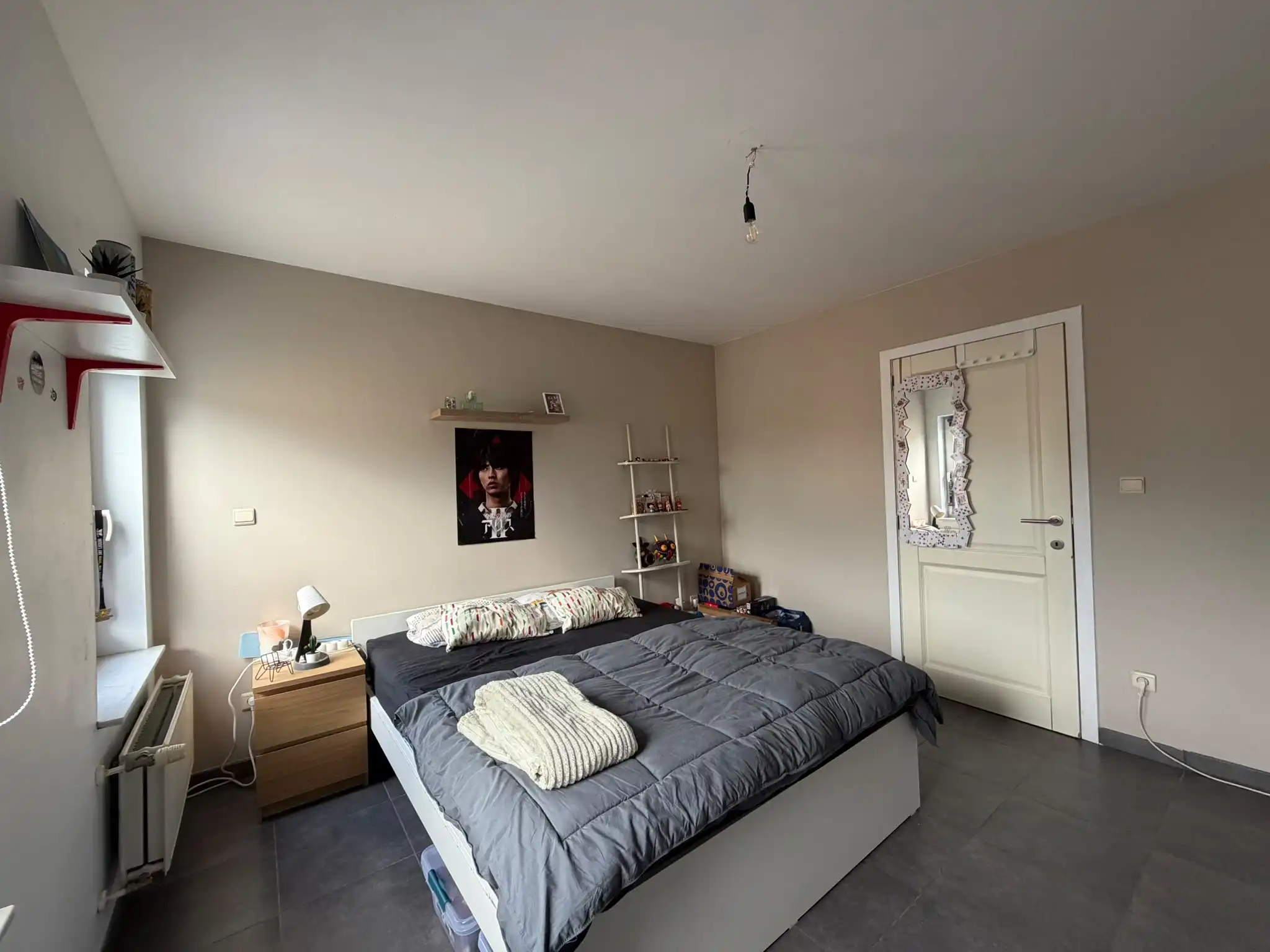 Rustig gelegen tweeslaapkamerappartement te huur in Zelzate foto 7