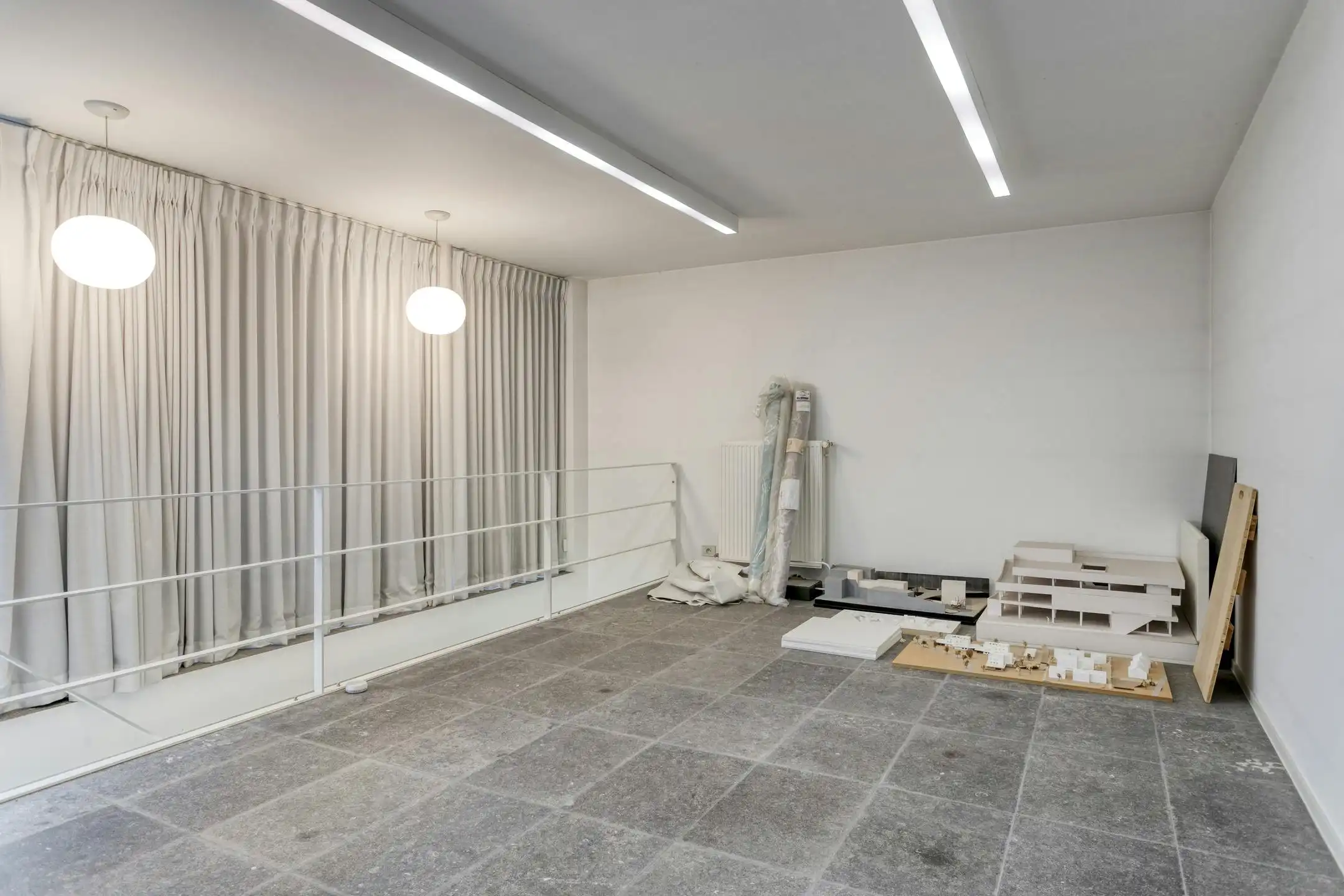 Kantoor met woonst te koop in Sint-Michiels (380 m²)  foto 15