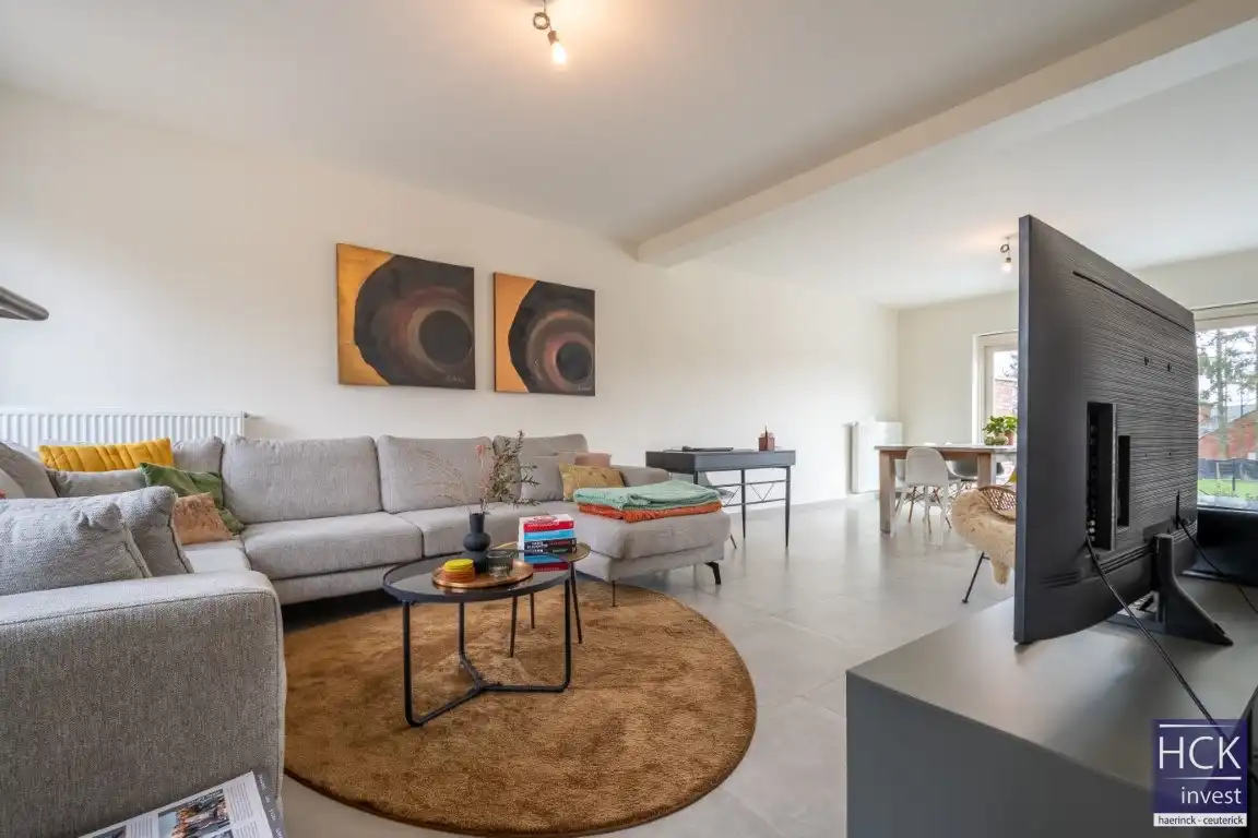 KRUISHOUTEM - Rustig gelegen ruime woning met groenzicht! foto 6