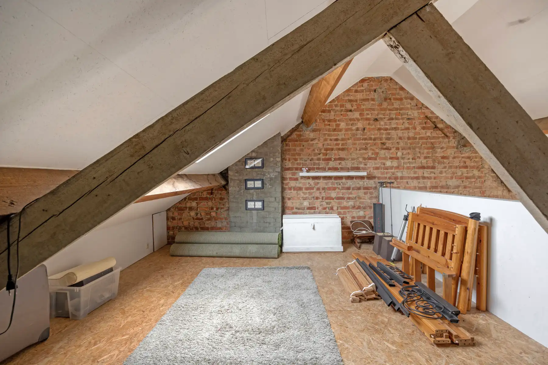 Herenhuis op toplocatie met 4 slaapkamers, garage en tuin! foto 24