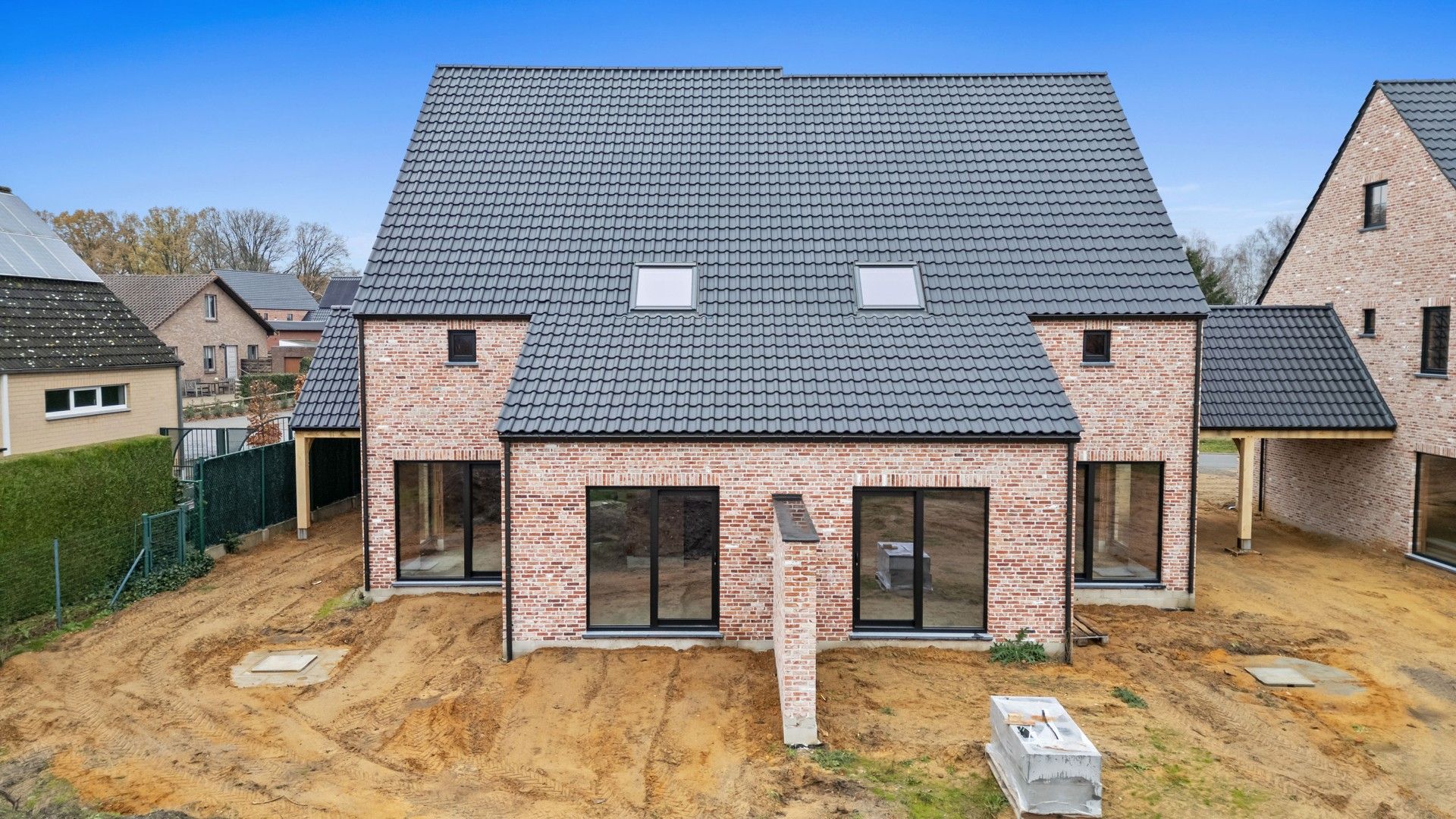 Ruime casco-nieuwbouwwoning met 3 slpk'ers op een perceel van 4a 23ca foto 38