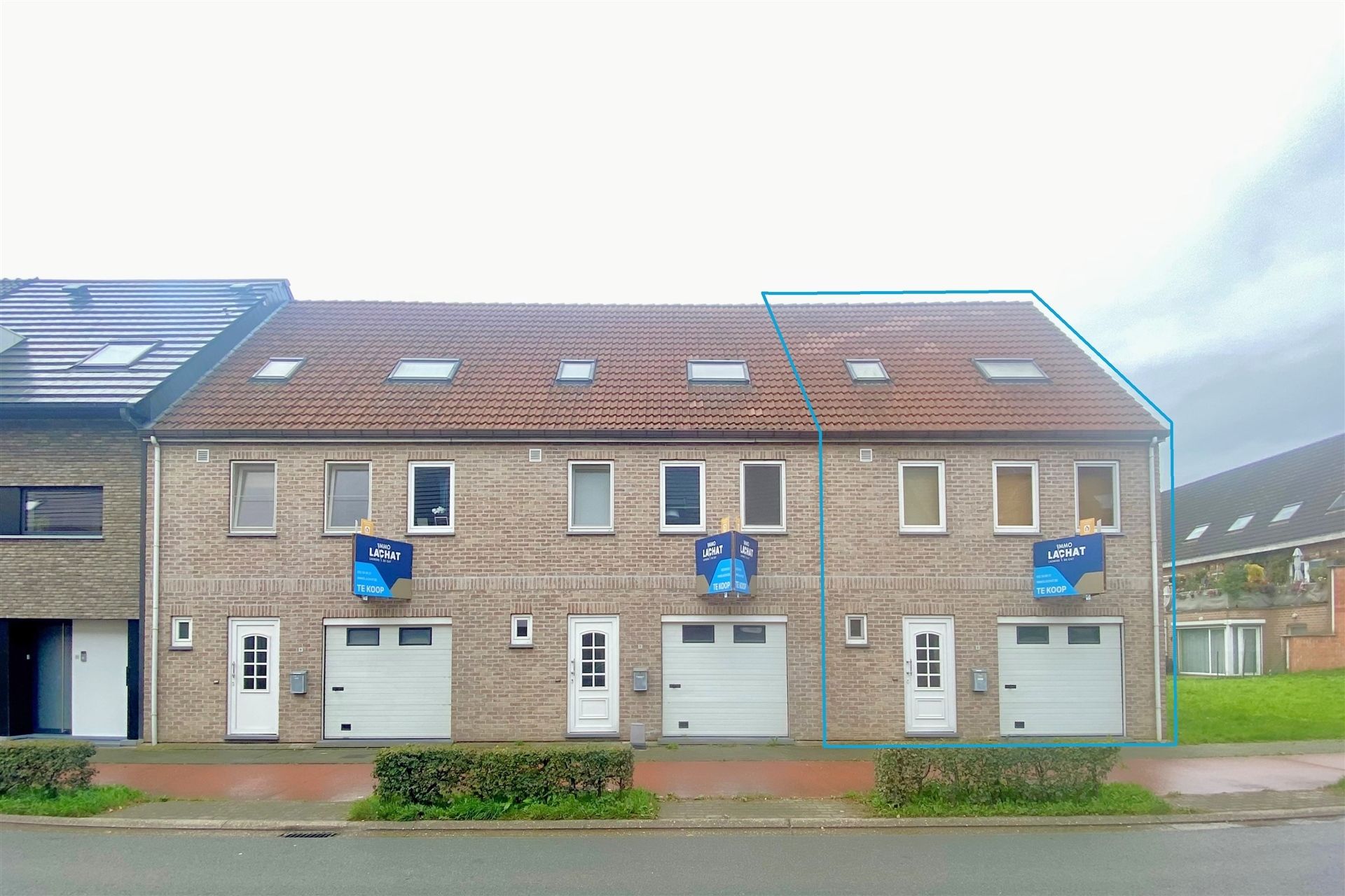 Woning met 4-5 slpk, tuin en garage foto {{pictureIndex}}