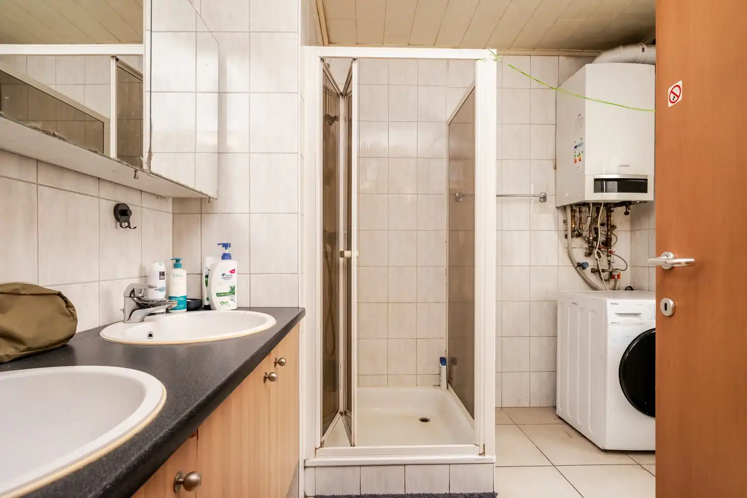 Lichtrijk appartement op de 1ste verdieping foto 4