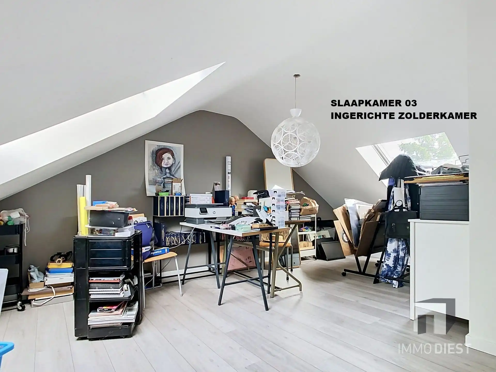 Knappe rijwoning met tuin en terras foto 22