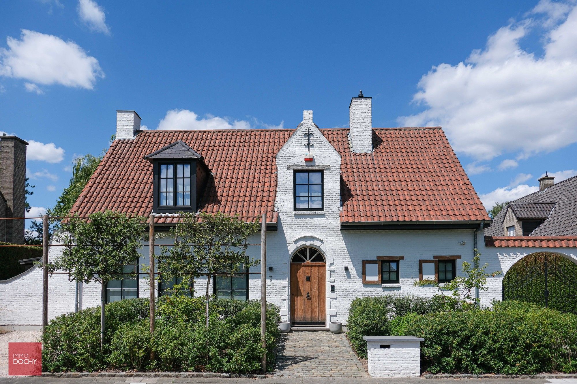 Gerenoveerde instapklare villa in Pius X wijk foto 2