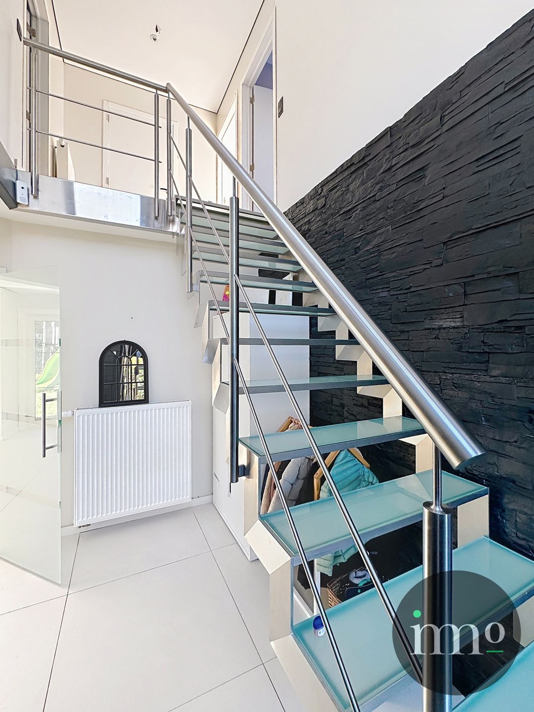 Gerenoveerde villa met tuin en 3/4 slaapkamers foto 11