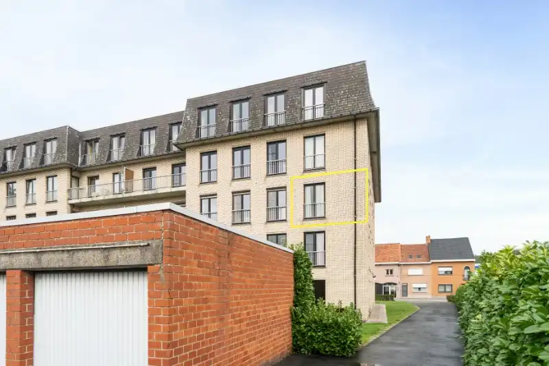 --- NIEUW --- Gunstig gelegen lichtrijk appartement met 3 slaapkamers + garagebox. foto 12