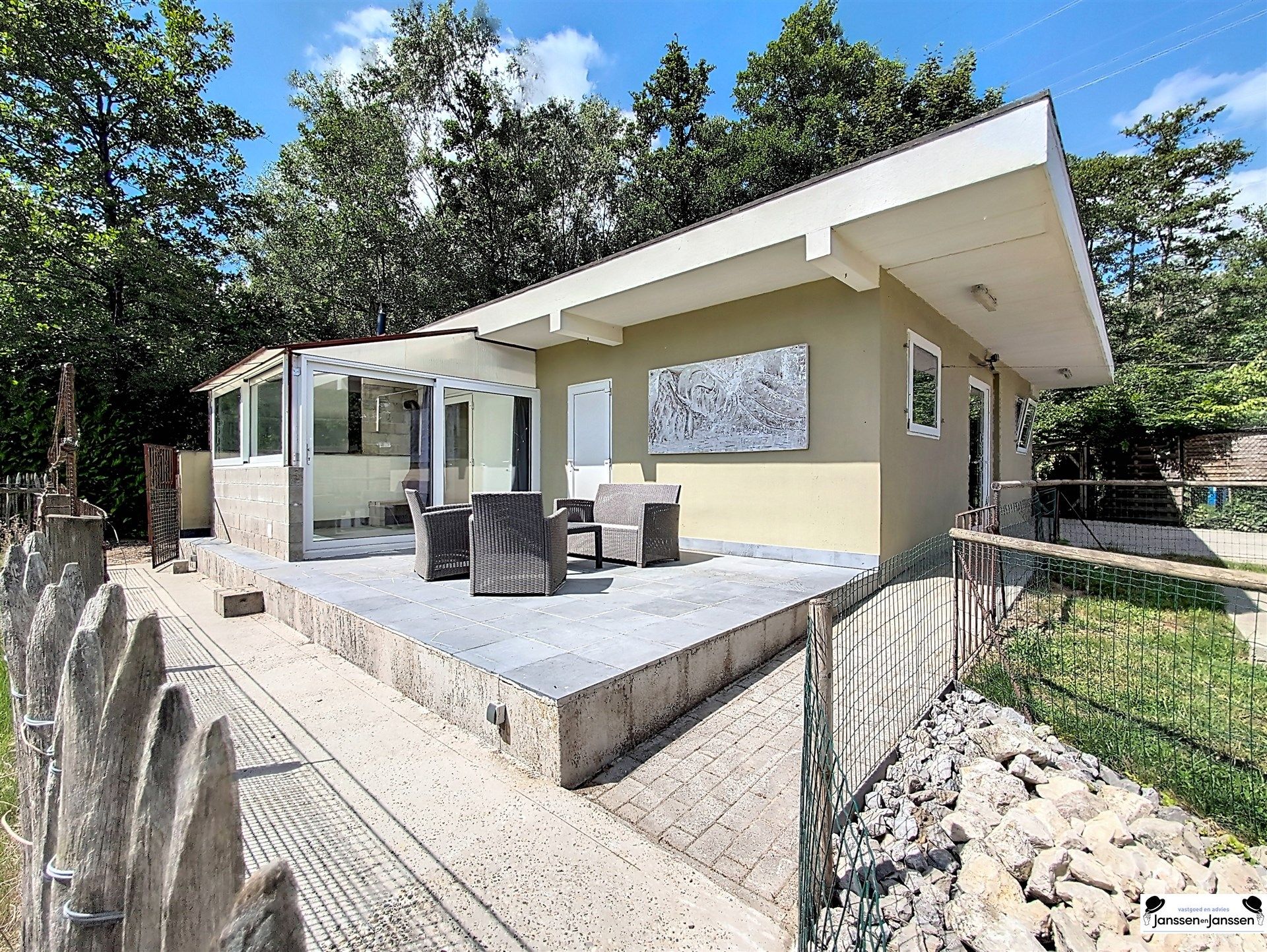 Rustgevende Bungalow - Zon, Rust en Jouw Eigen Plekje foto 5