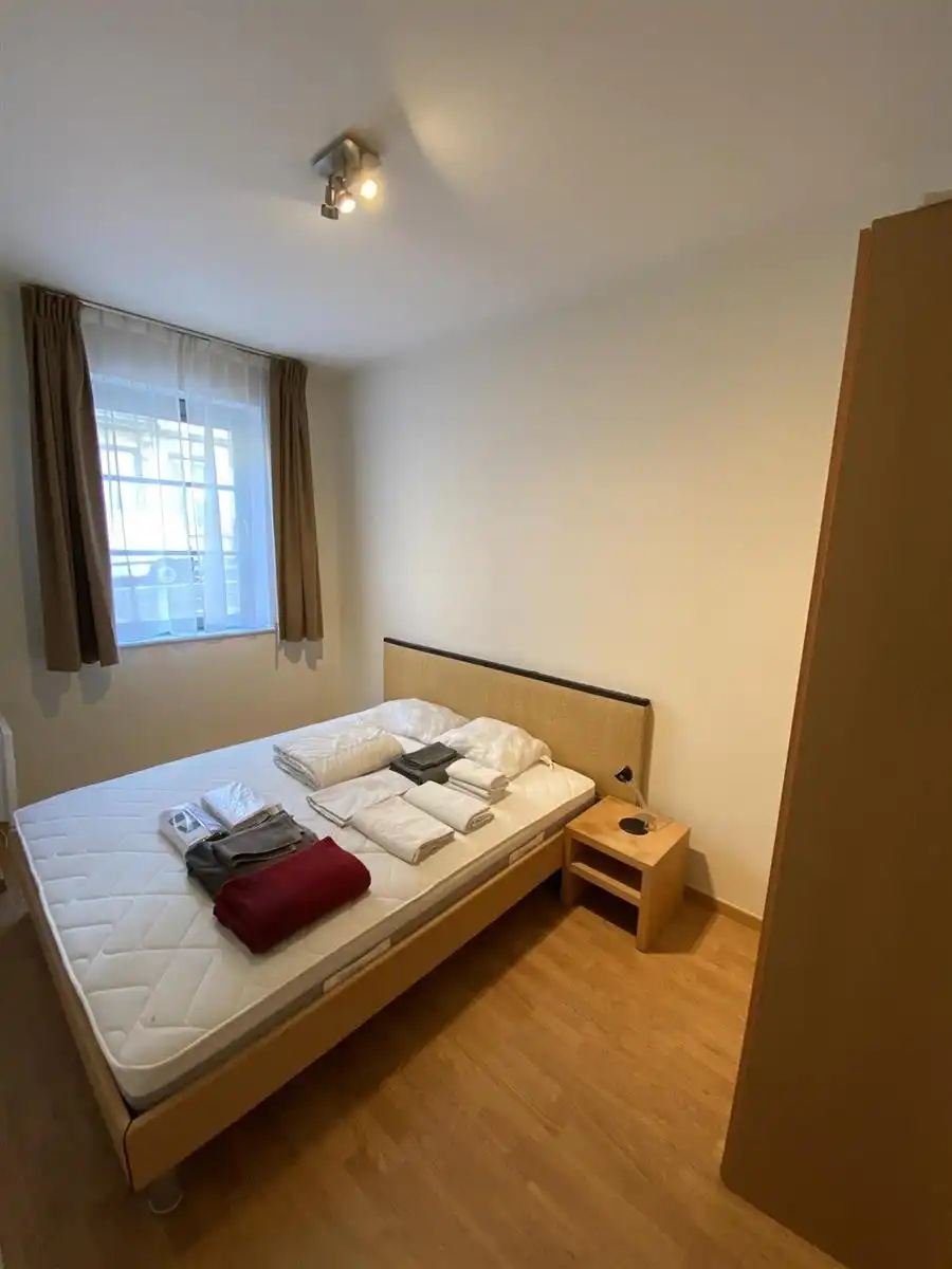Gemeubeld 2 slaapkamer appartement (Europese wijk) foto 9