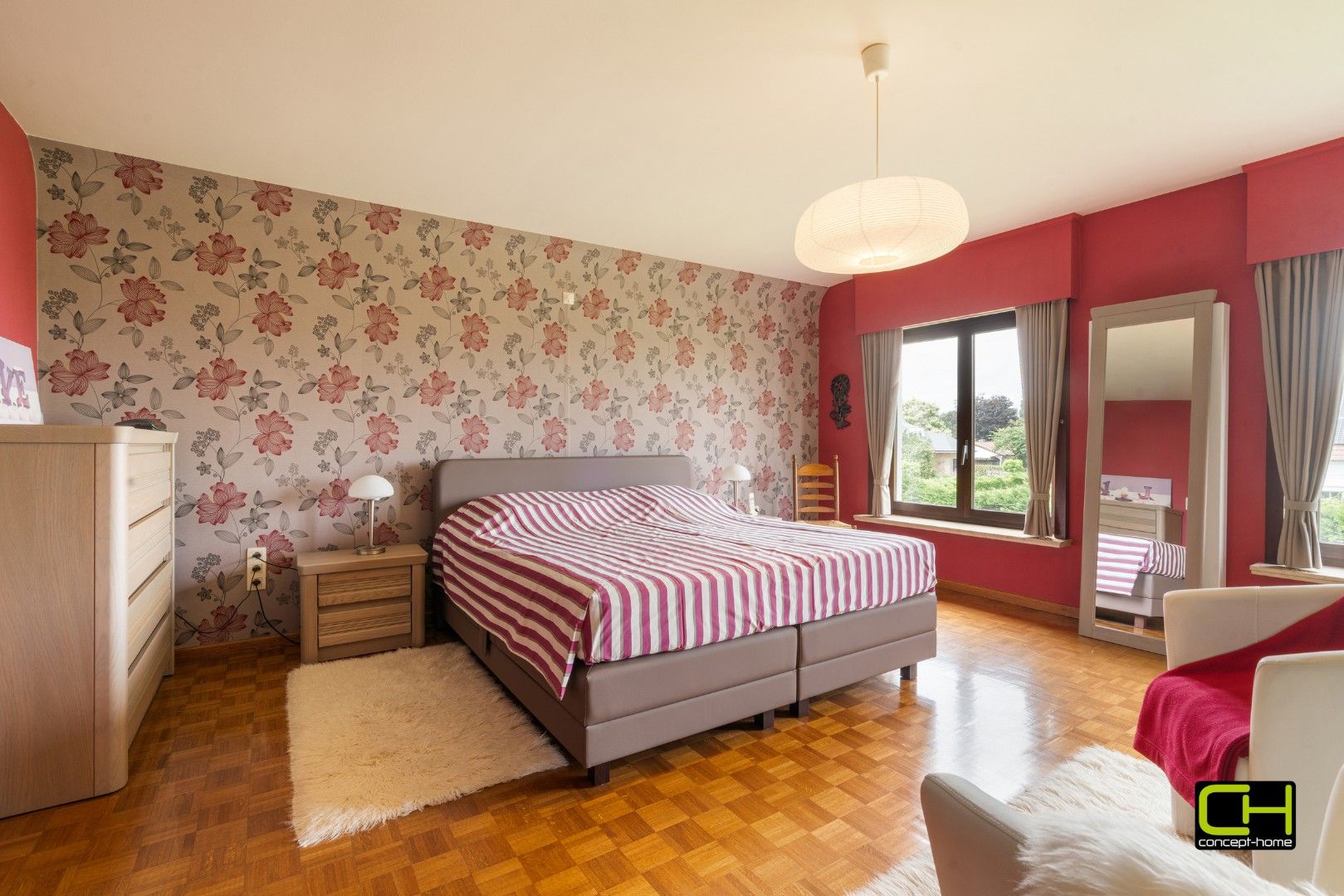 Ruime gezinswoning met 4 slaapkamers, tuin en prachtig uitzicht te koop in Lievegem foto 14