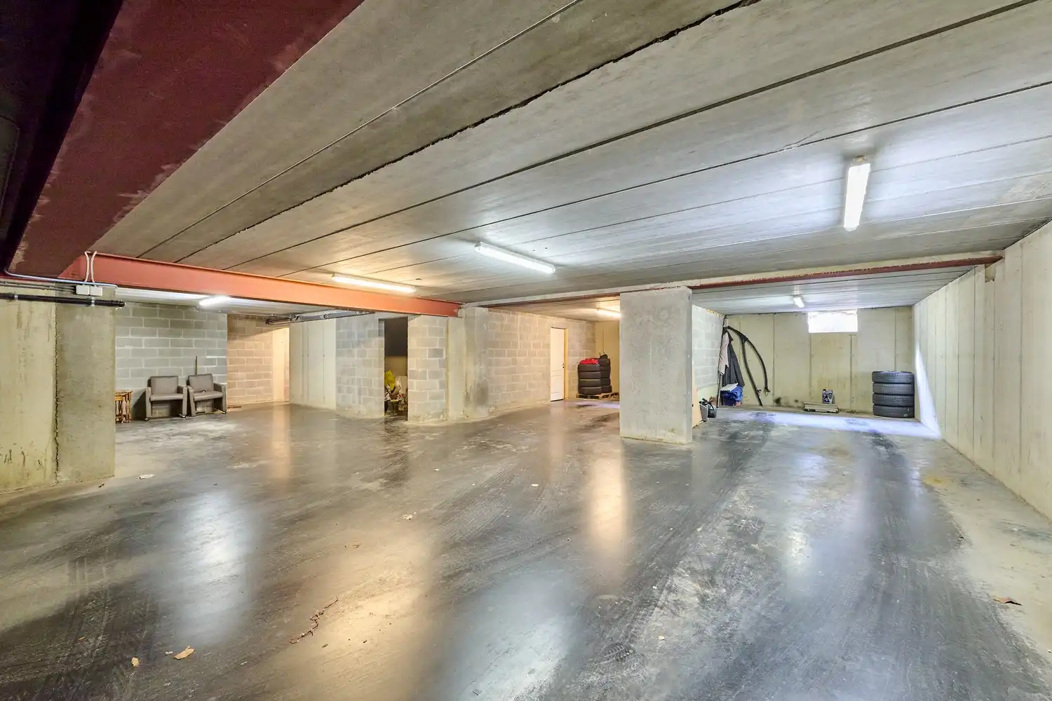 Gezellig appartement met 2 slaapkamers, terras en tuintje foto 15