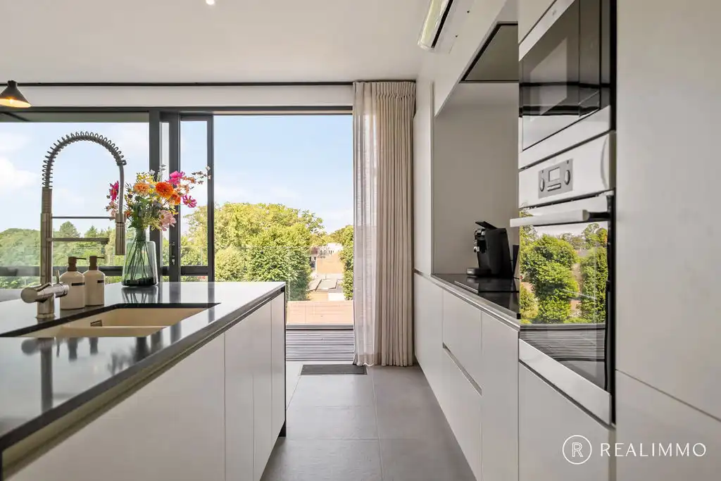 Exclusief dakappartement met royaal zonneterras aan het Kluisbos foto 5