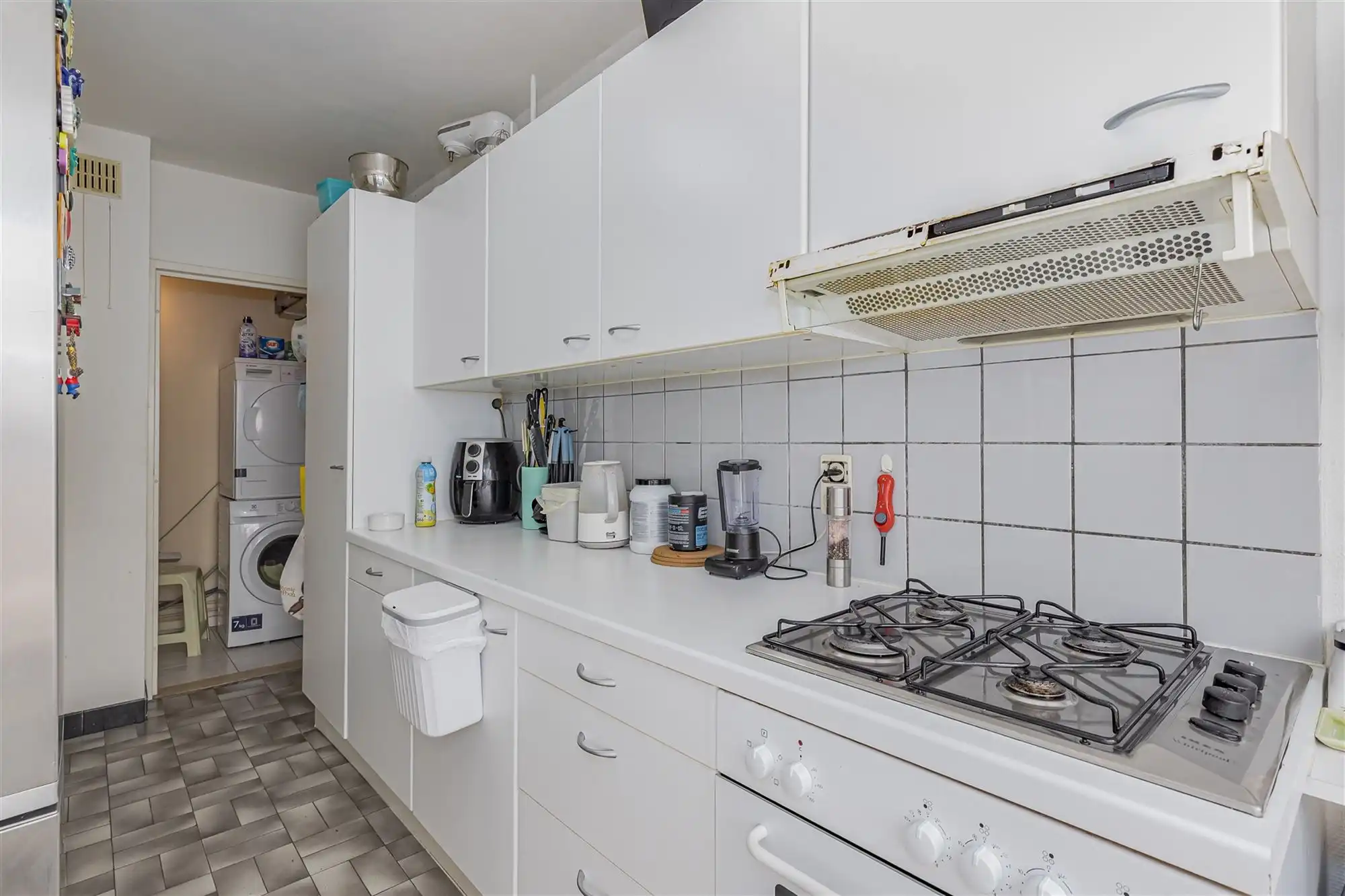 Ruim appartement met 2 slpk + terras te koop in Mortsel foto 4