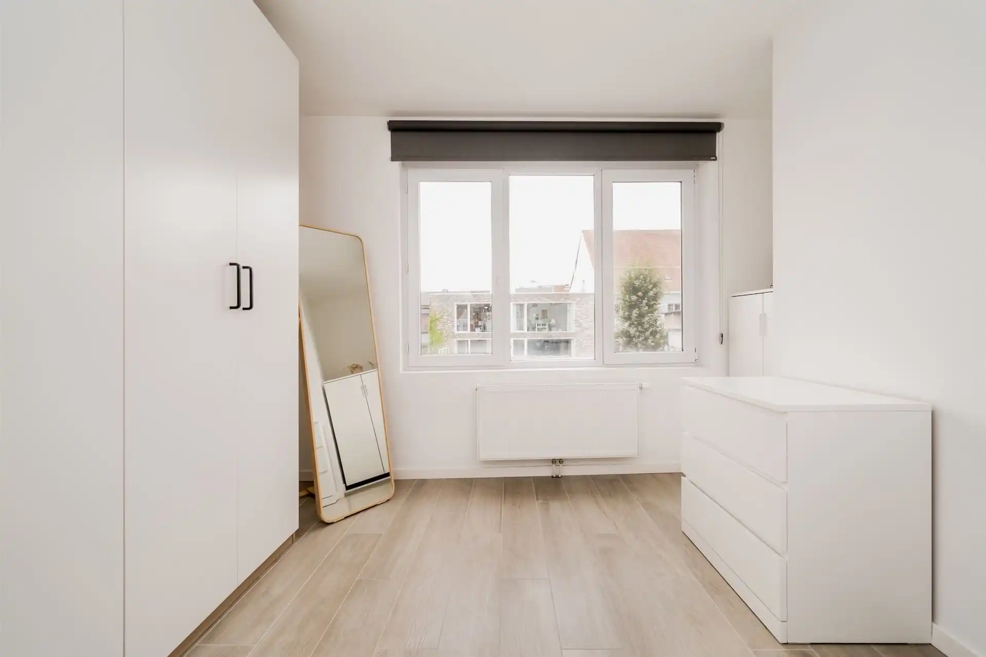 Handelsgelijkvloers + duplexappartement centrum Mechelen foto 12