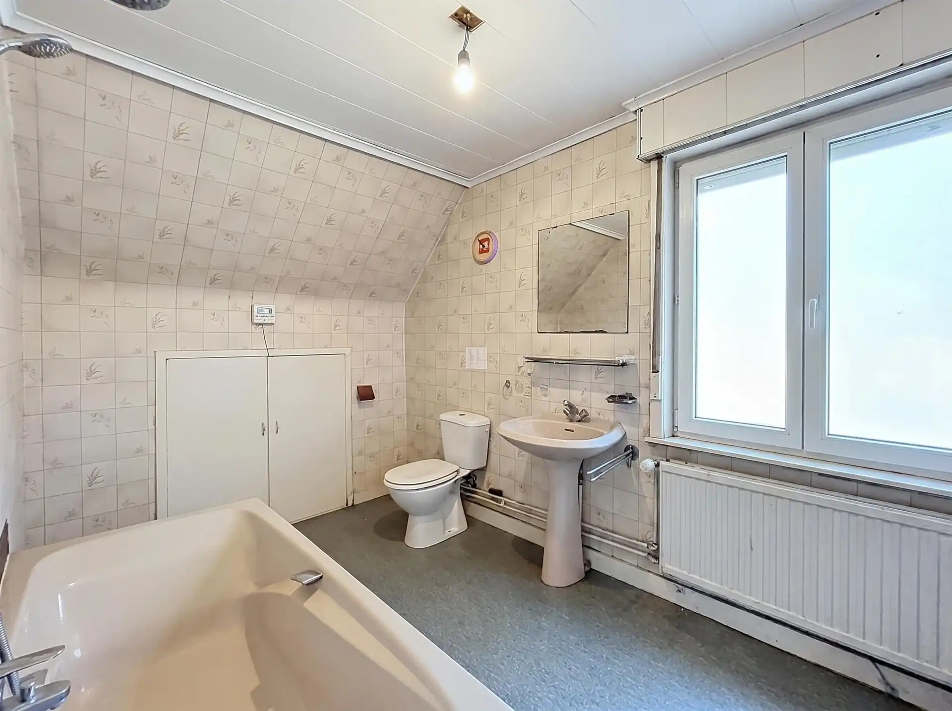 open bebouwing met 4 slaapkamers en 2 badkamers op toplocatie op perceel van 746m². foto 13