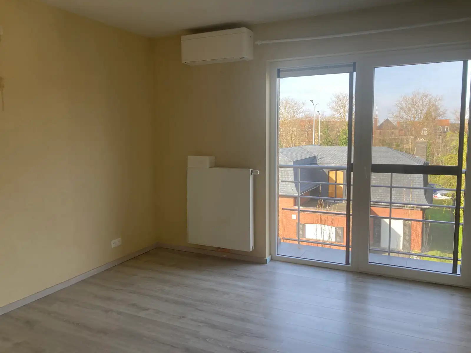 Instapklaar appartement met garage foto 10