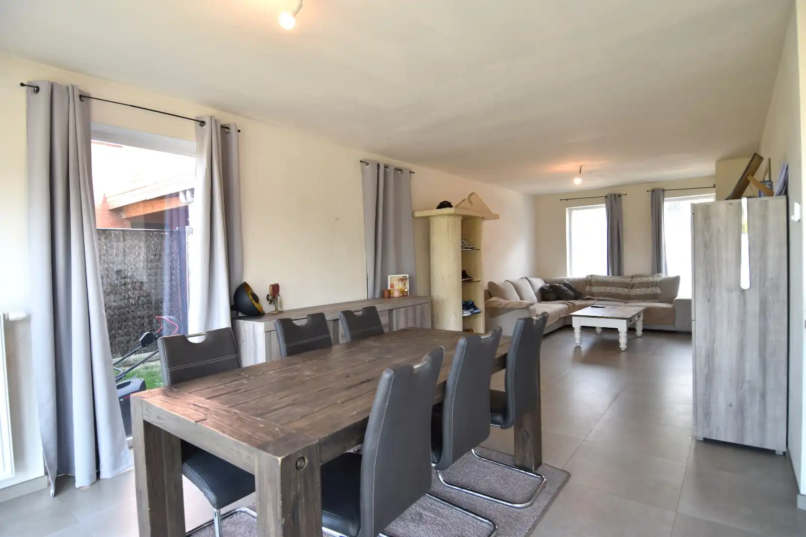 Nieuwbouwwoning met 3 slaapkamers en carport gelegen in een kindvriendelijke wijk te Heule foto 3