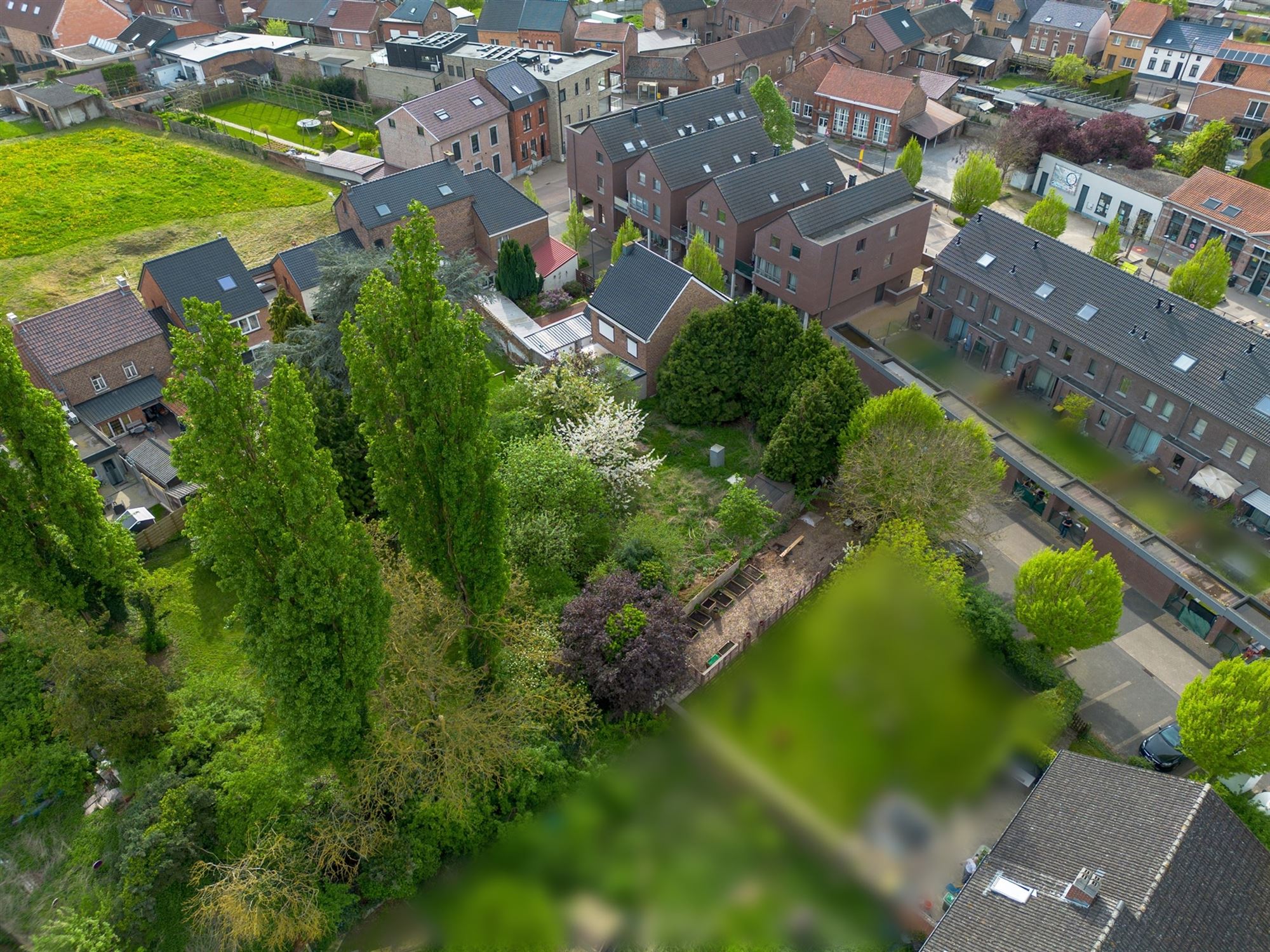 BOUWGROND VOOR HALFOPEN BEBOUWING IN ATTENHOVEN  foto 9