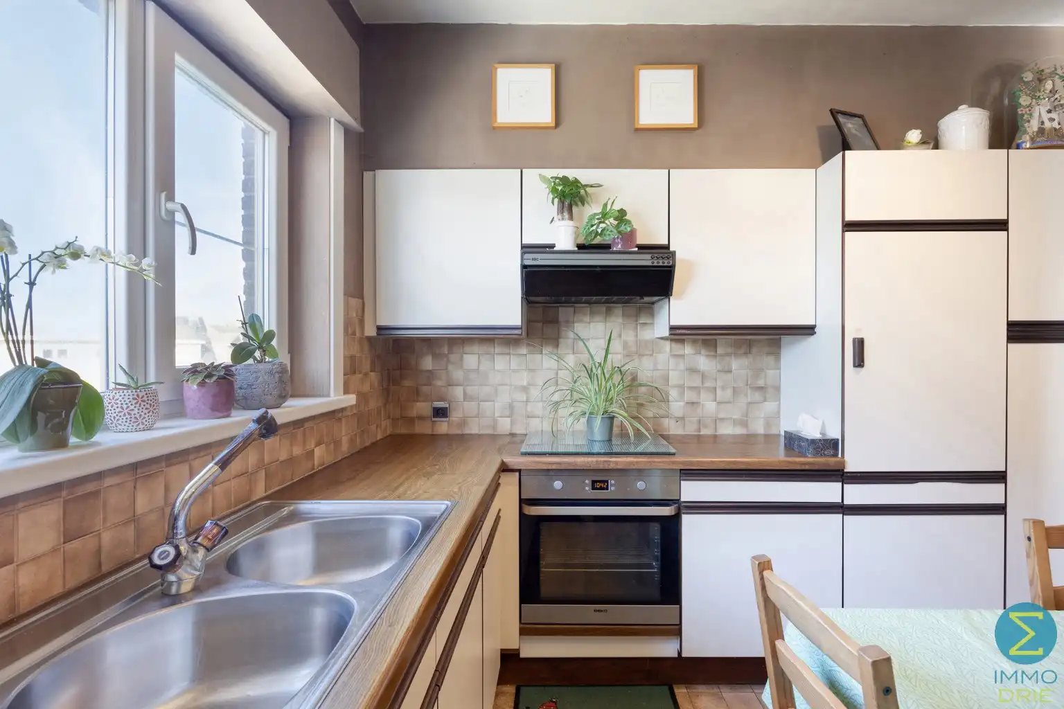 Woning met gelijkvloerse handelsruimte nabij het centrum foto 19
