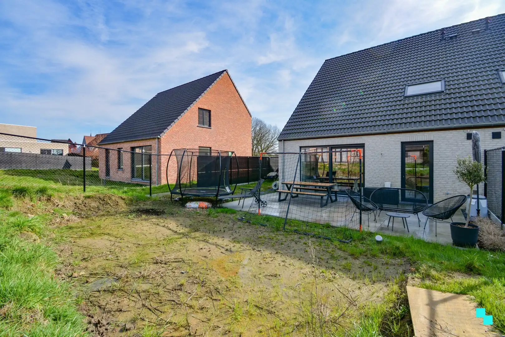 Recente gezinswoning op kindvriendelijke ligging te Hooglede foto 15