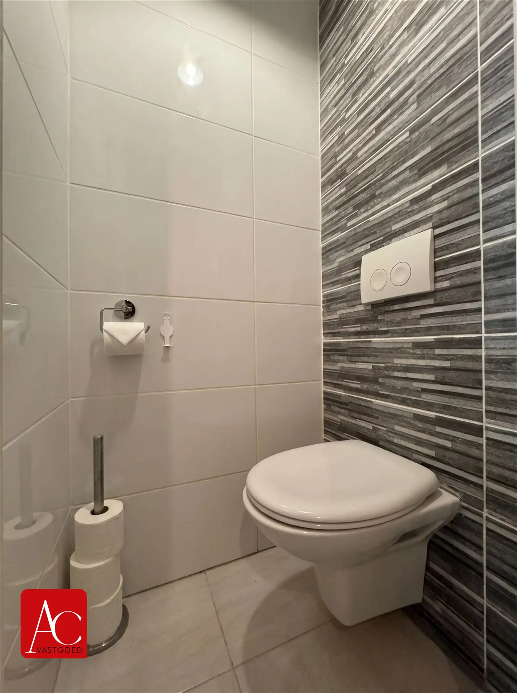 Gelijkvloers appartement met garage en 2 slaapkamers foto 9