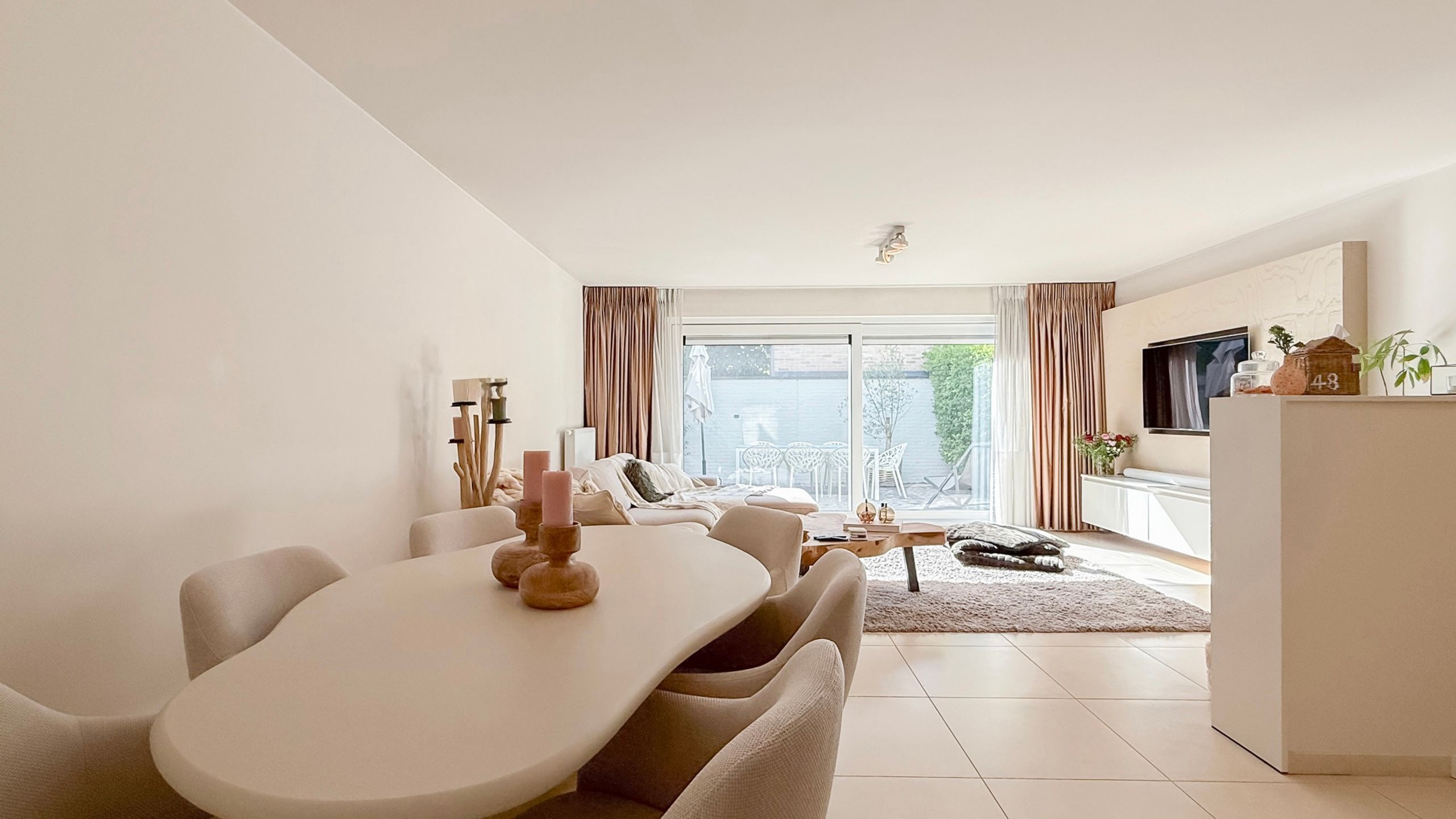 Elegant gelijkvloersappartement in het hart van Duinbergen.. foto 5