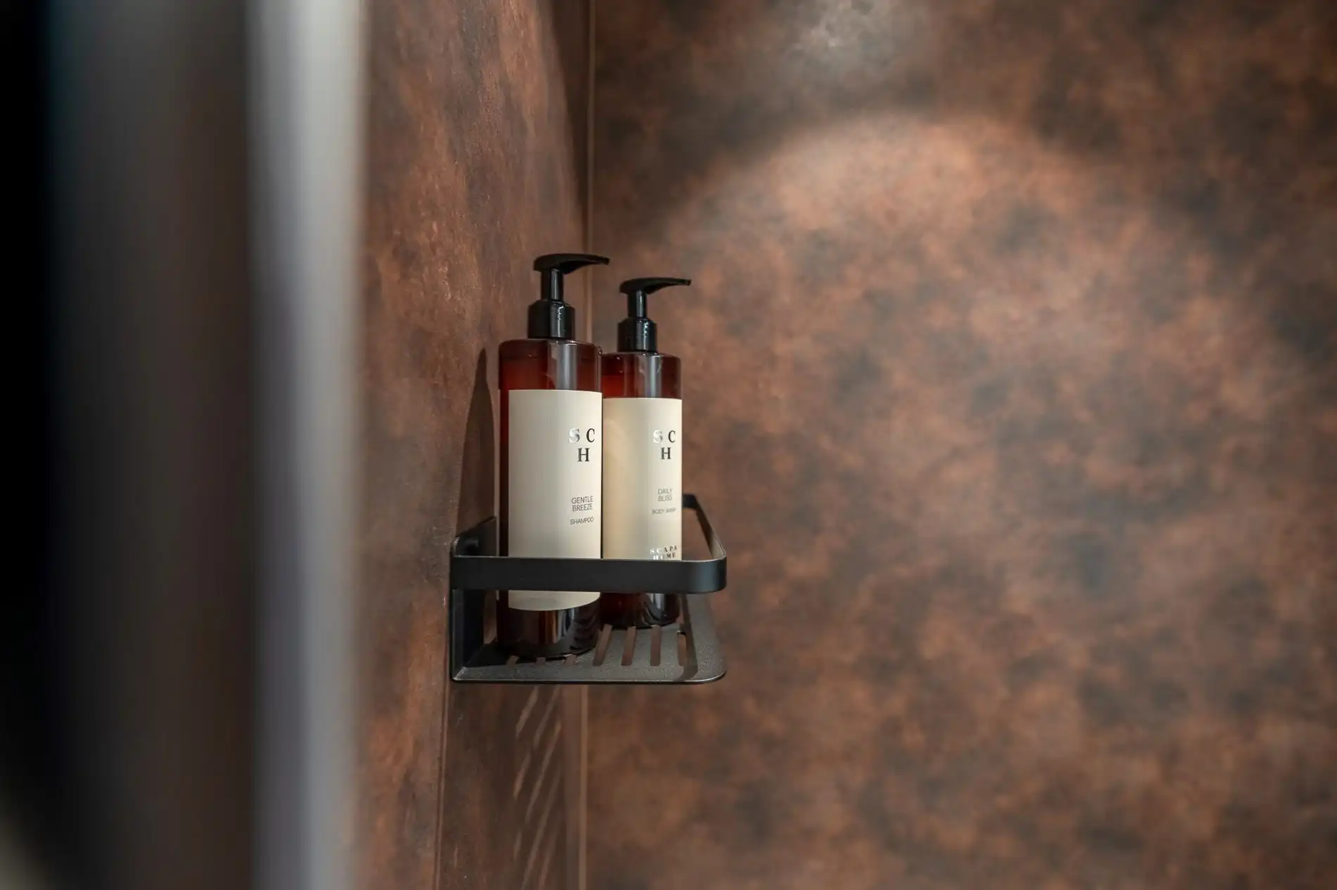 Rustig gelegen volledig gerenoveerd appartement met een open zicht over de villa's. foto 23