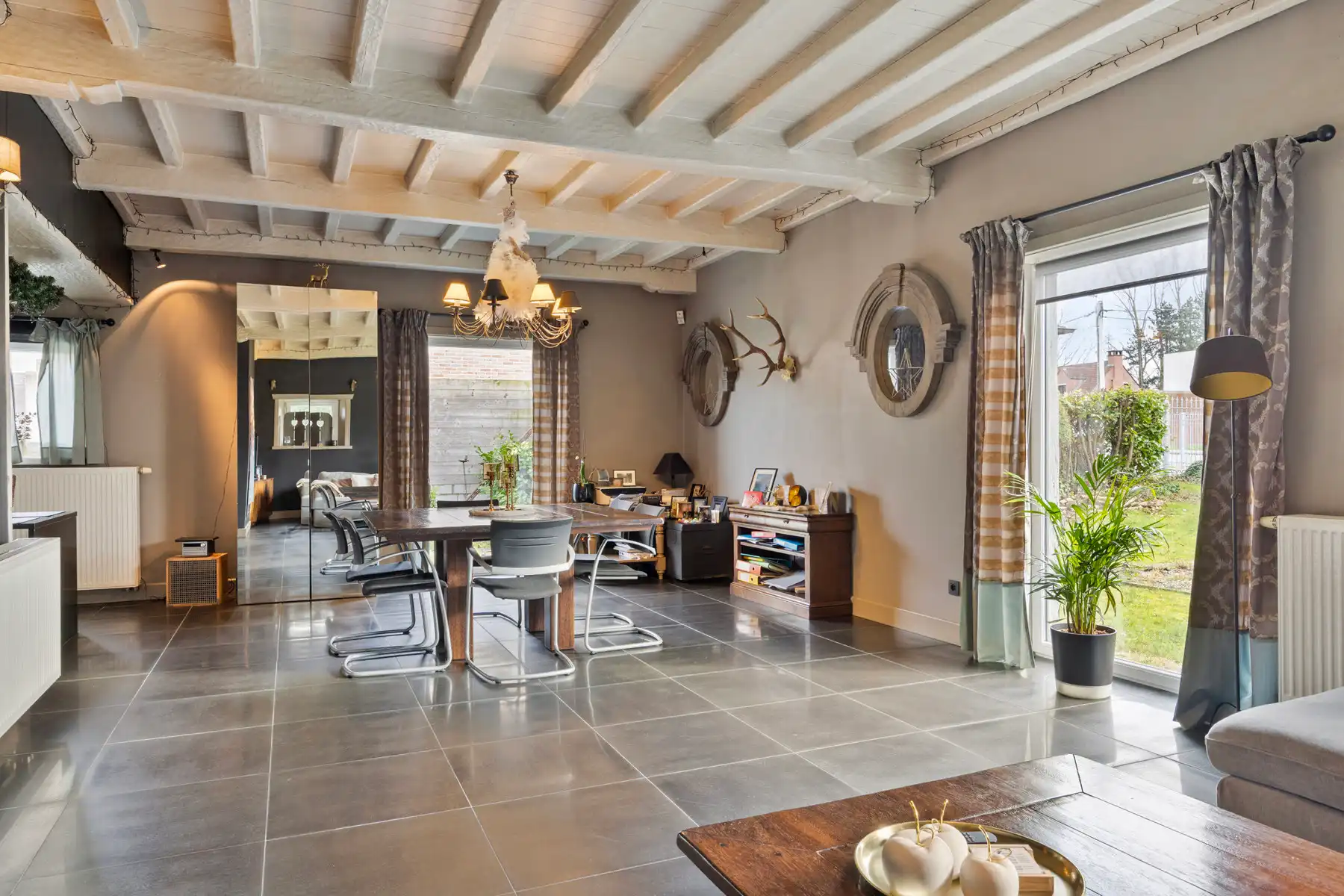 Villa met 4slpk, 2 badkamers en loods van 200 m²  foto 6