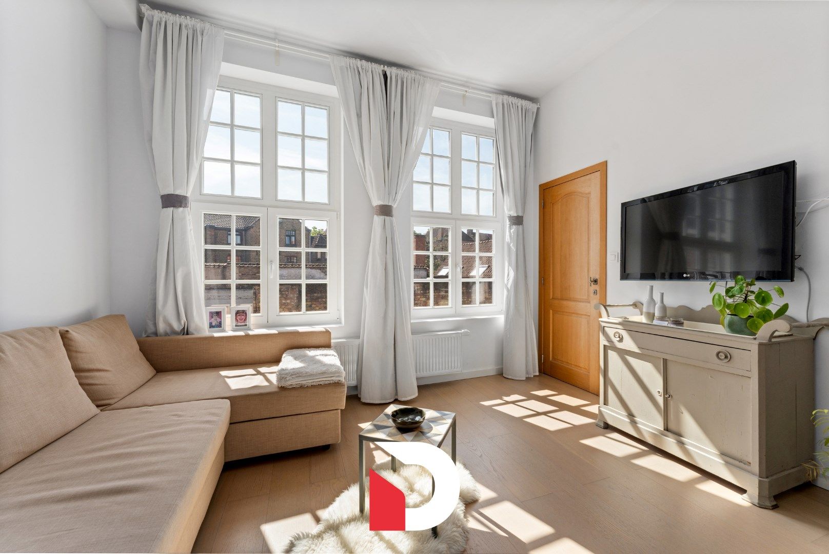 Burgerwoning met 5 slk en vergunde gastenlogies foto 16