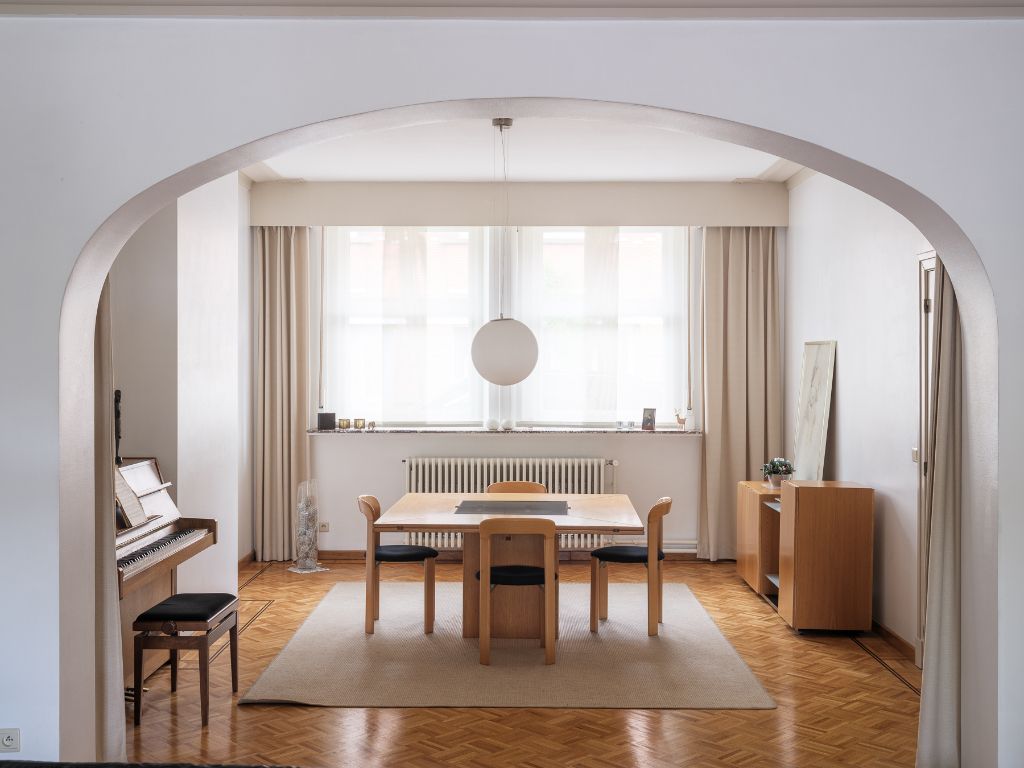 Bijzonder ruime & karaktervolle burgerwoning met zonnige stadstuin en extra bijwoonst in een hippe en opkomende buurt nabij Dok Noord. foto 4