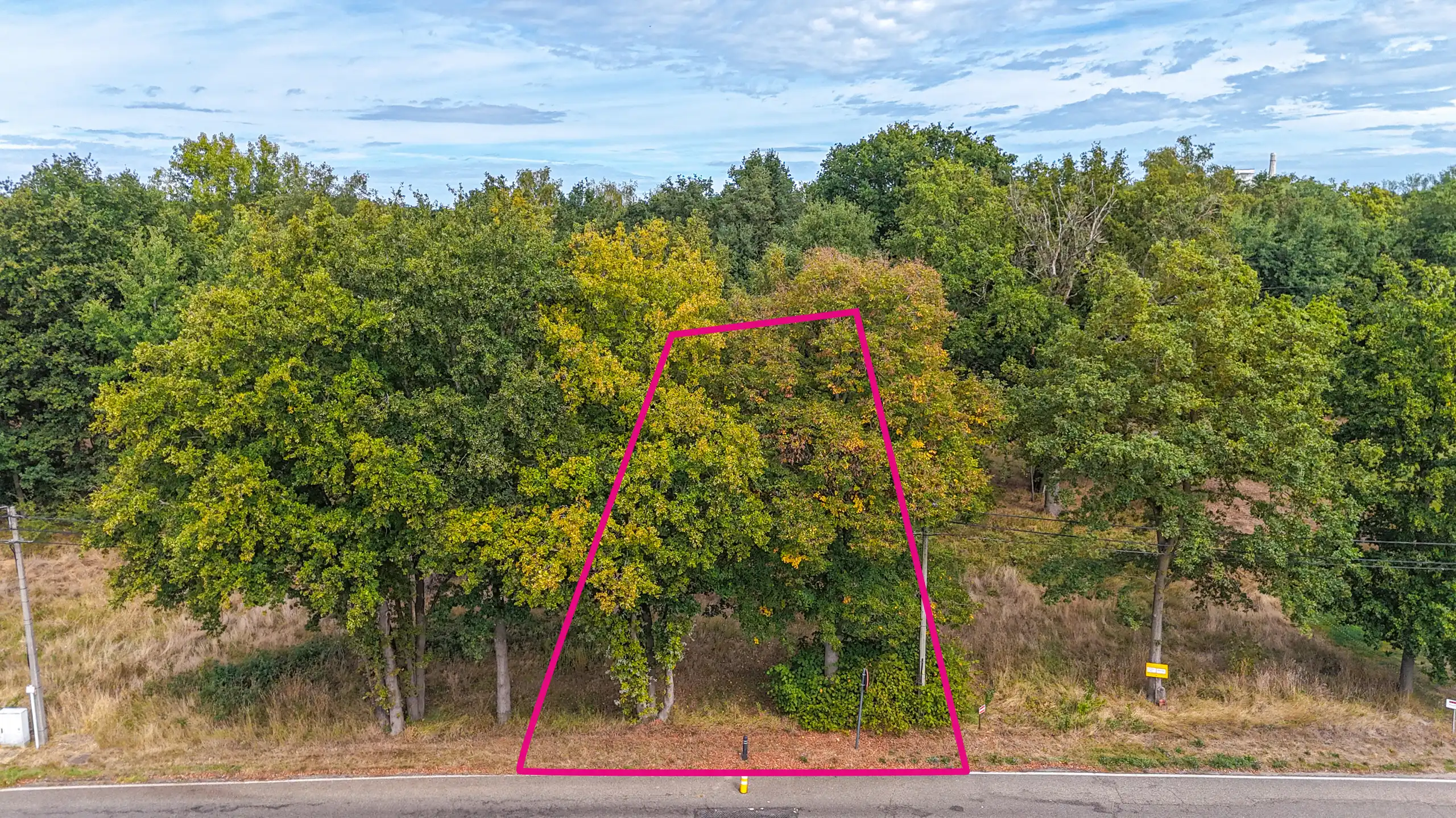 Ruim en groen gelegen bouwperceel (13a) voor open bebouwing! foto 3