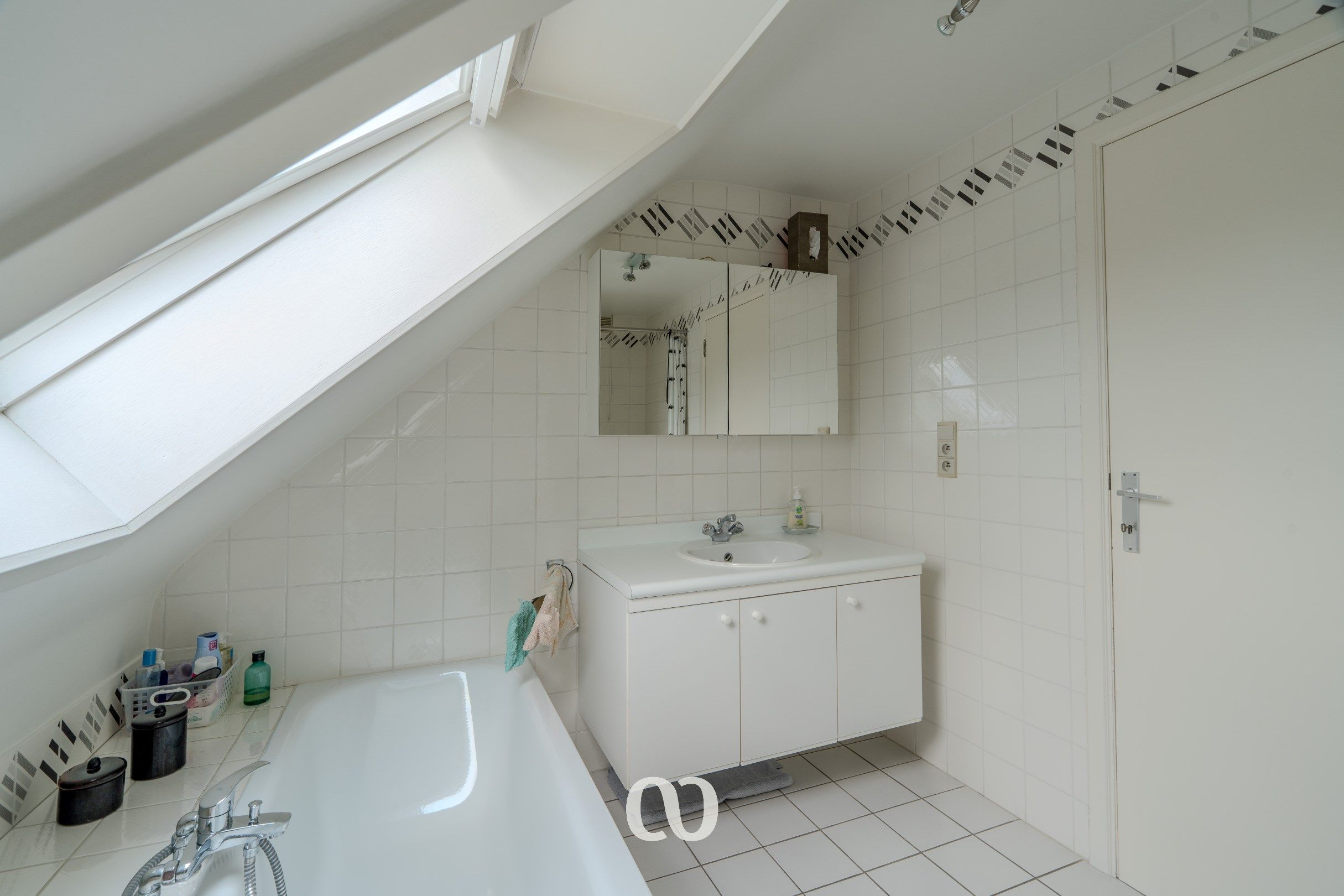 Instapklare woning met prachtige tuin en 4 slaapkamers foto 7