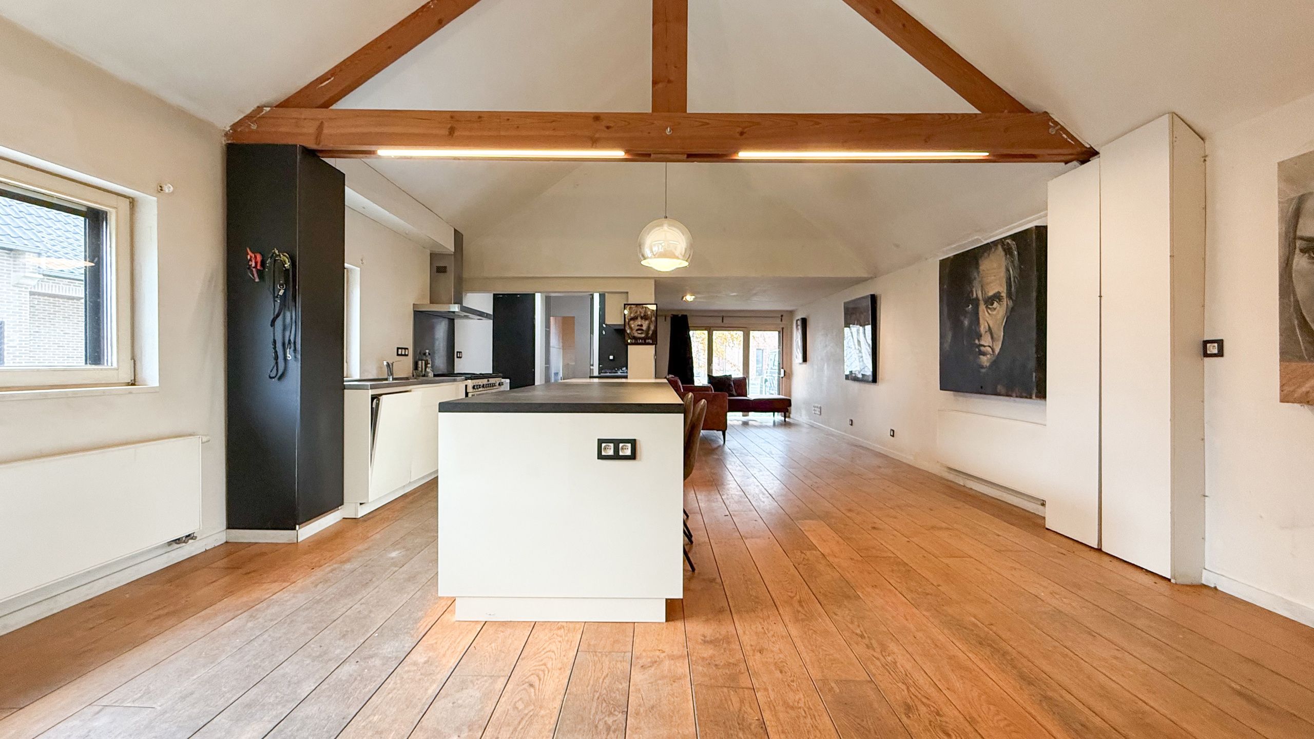 Charmante te renoveren woning in Kortessem! foto 5